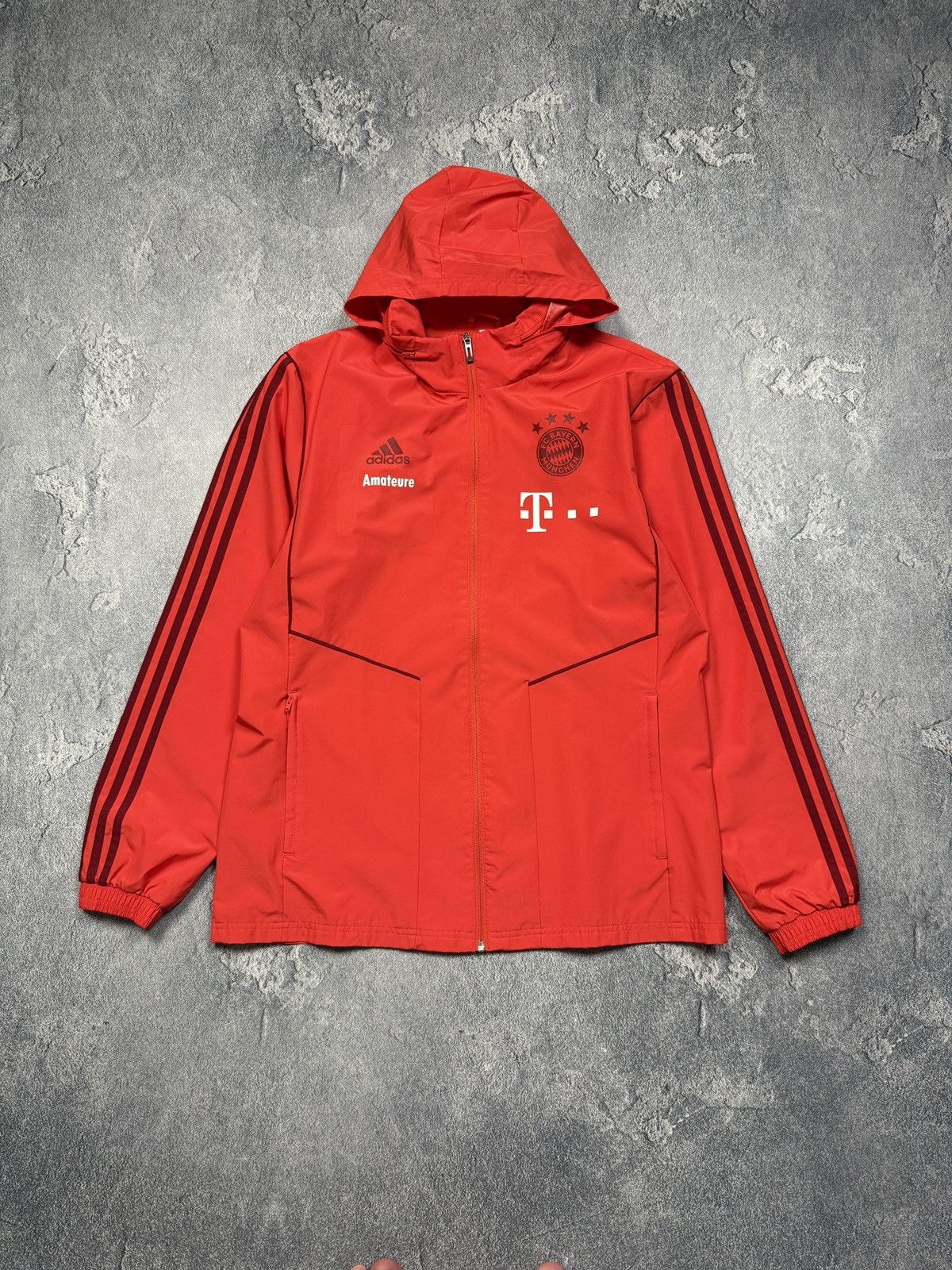 Adidas Vintage Adidas FC Bayern Munchen Soccer Zip Up Windbreaker Size US L / EU 52-54 / 3 - 1 Thumbnail