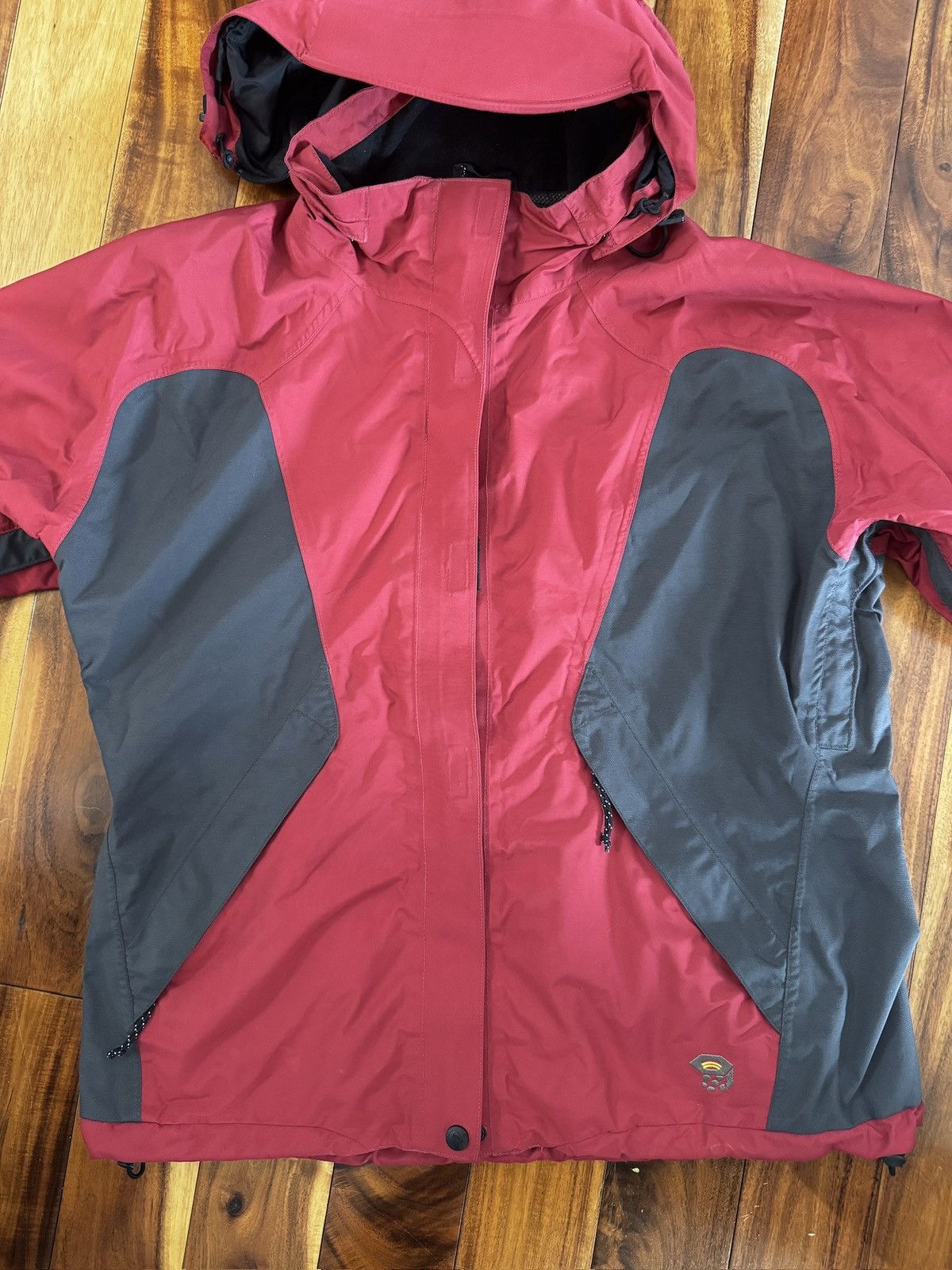 Mountain Hardwear Vintage Mountain hardware jacket Size M / US 6-8 / IT 42-44 - 3 Thumbnail