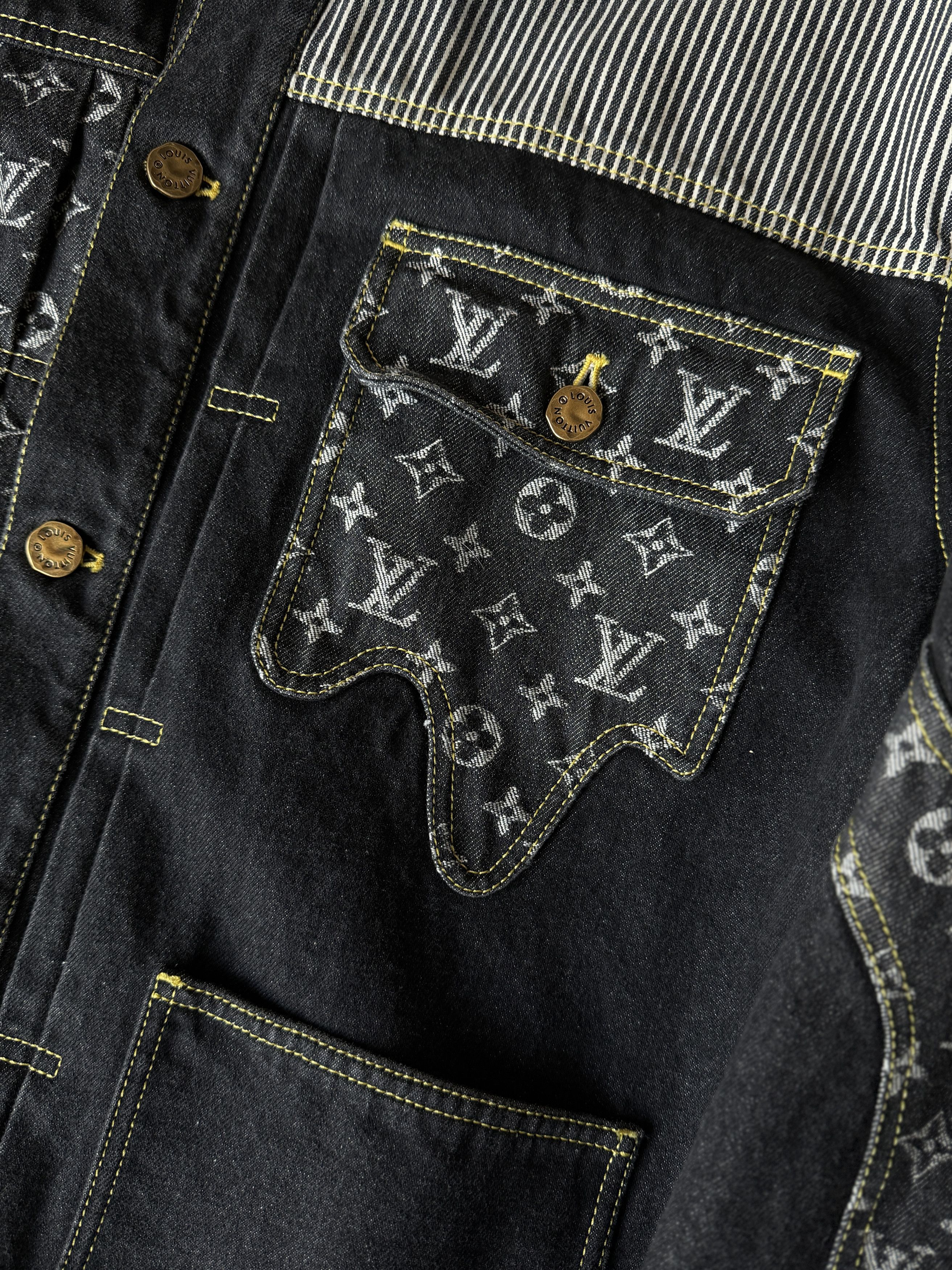 Louis Vuitton LOUIS VUITTON X NIGO DENIM JACKET | SIZE 60 Size US XXL / EU 58 / 5 - 2 Thumbnail