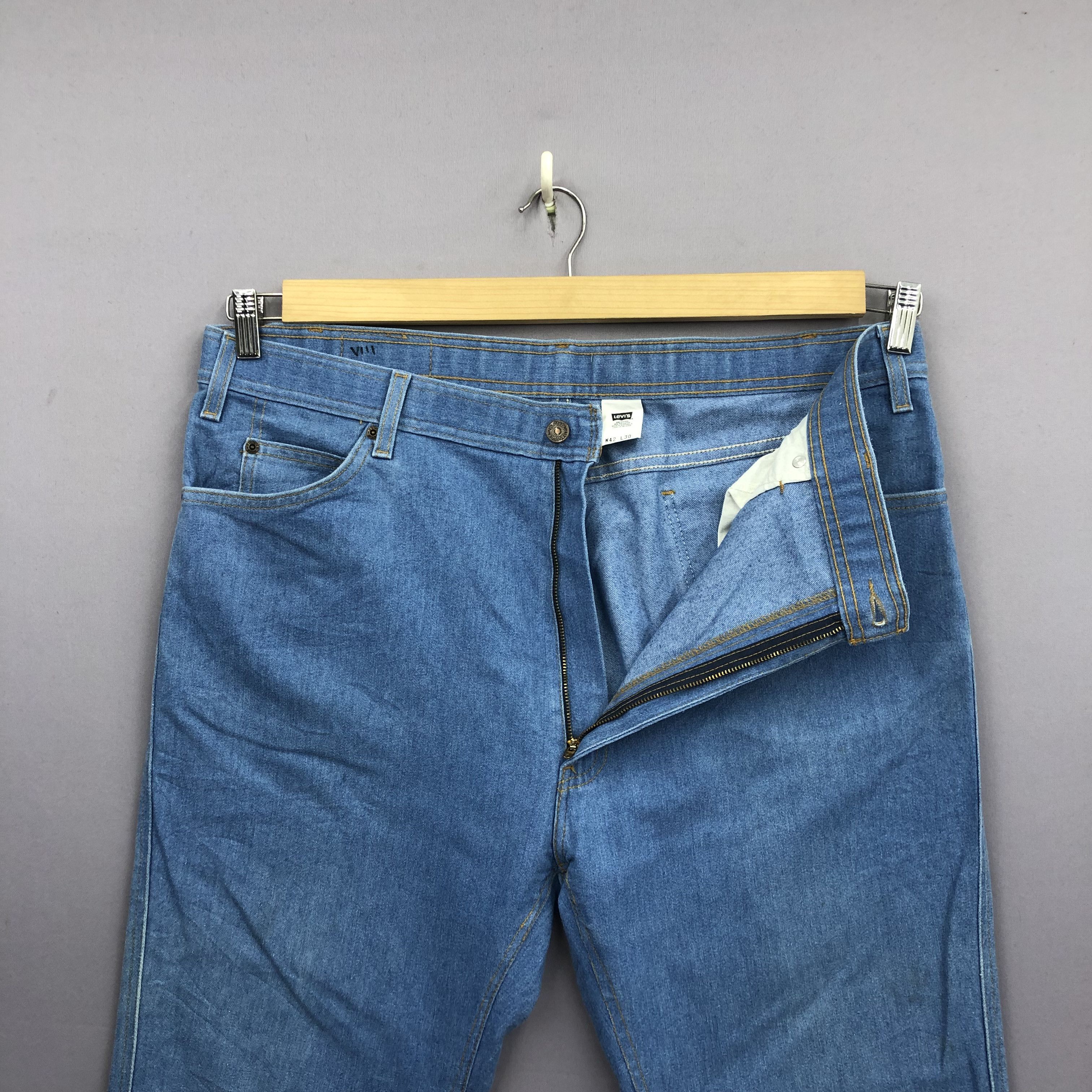 Levi's Vintage Y2K Levis Baggy Style Jeans Light Wash Skater Denim Size 40" / US 18 - 5 Thumbnail