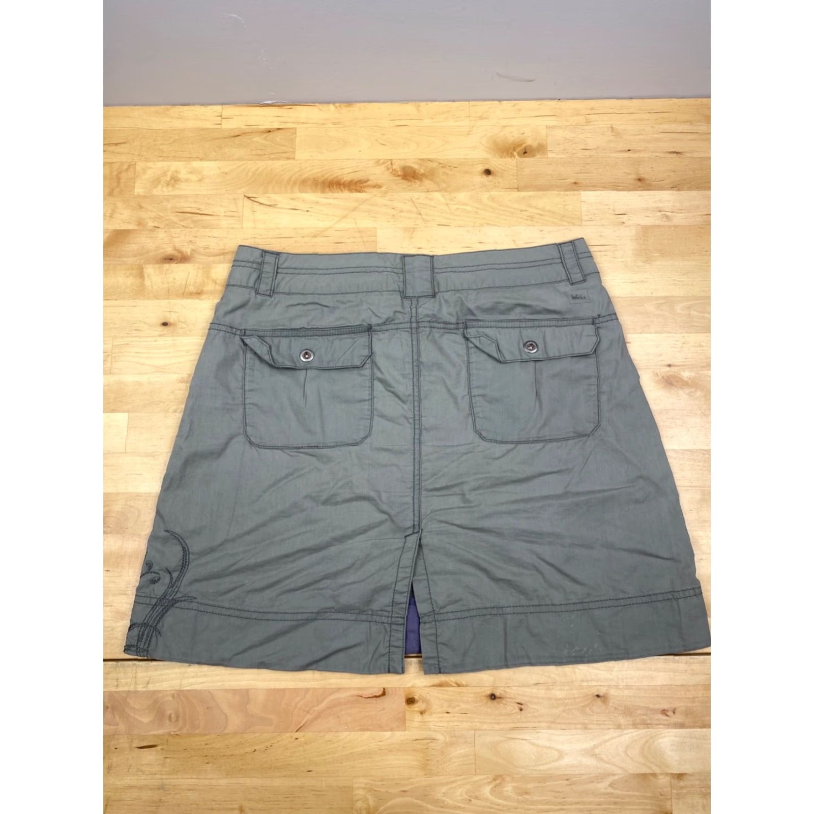 Vintage REi Womens Skirt 6 Olive Green Embroidered Outdoor Hiking #6265 Size 28" / US 6 / IT 42 - 2 Thumbnail