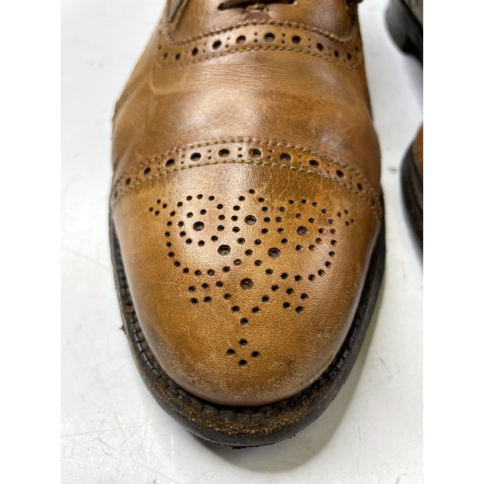 Alden Alden Dress Shoes Oxford Cap Toe Medallion Brown 11.5 B/D Men Shoes Leather Brown Cap Toe Medallion Oxford Dress Shoes 11.5 B/D Mens Size ONE SIZE - 6 Thumbnail