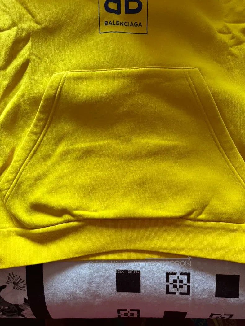 Balenciaga Balenciaga BB Logo Hoodie Yellow Size US L / EU 52-54 / 3 - 4 Thumbnail