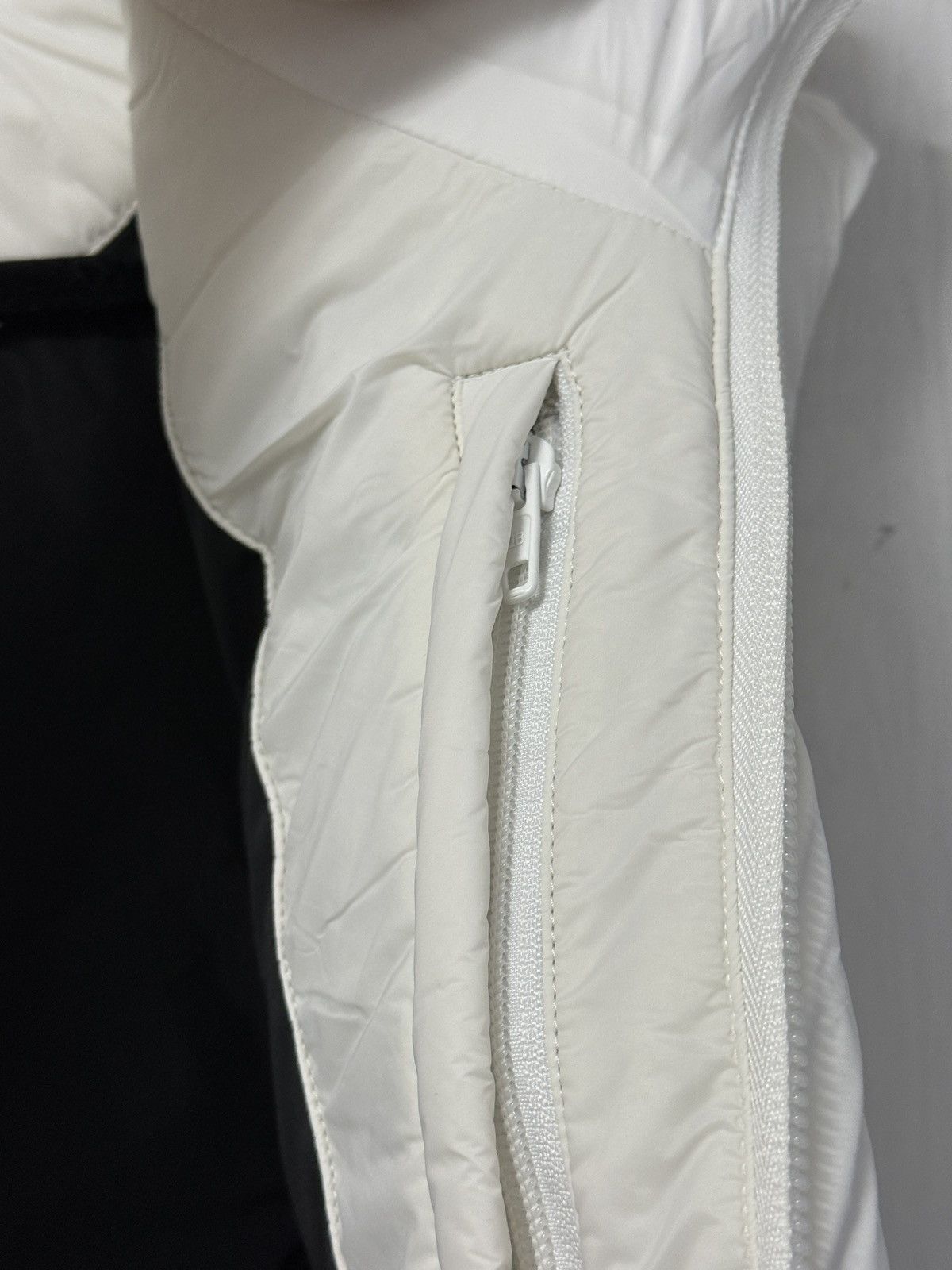 Balenciaga Balenciaga Ski Vest Size US L / EU 52-54 / 3 - 16 Thumbnail