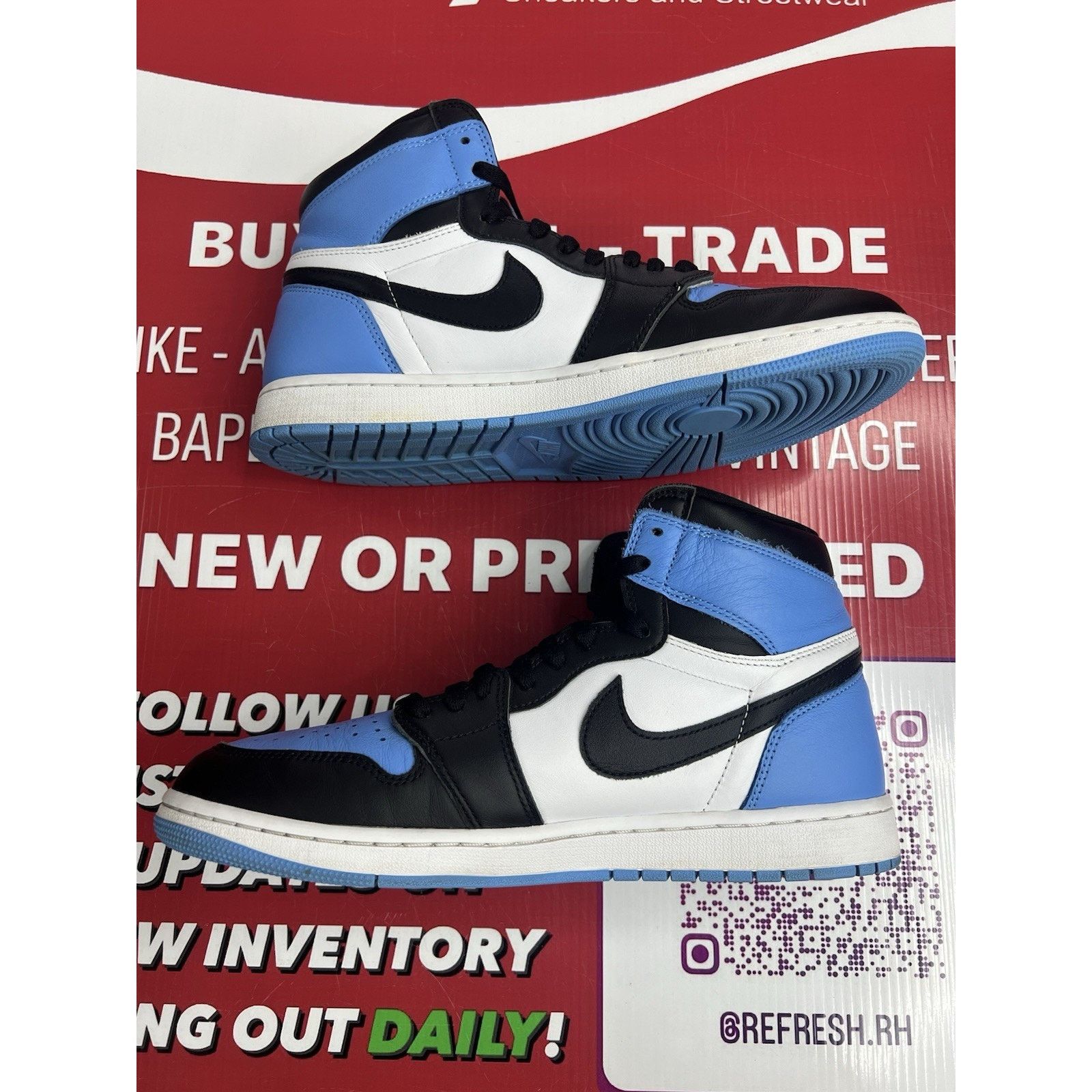 Jordan Brand Air Jordan 1 UNC Toe Size 11.5 DZ5485-400 Size US 11.5 / EU 44-45 - 3 Thumbnail