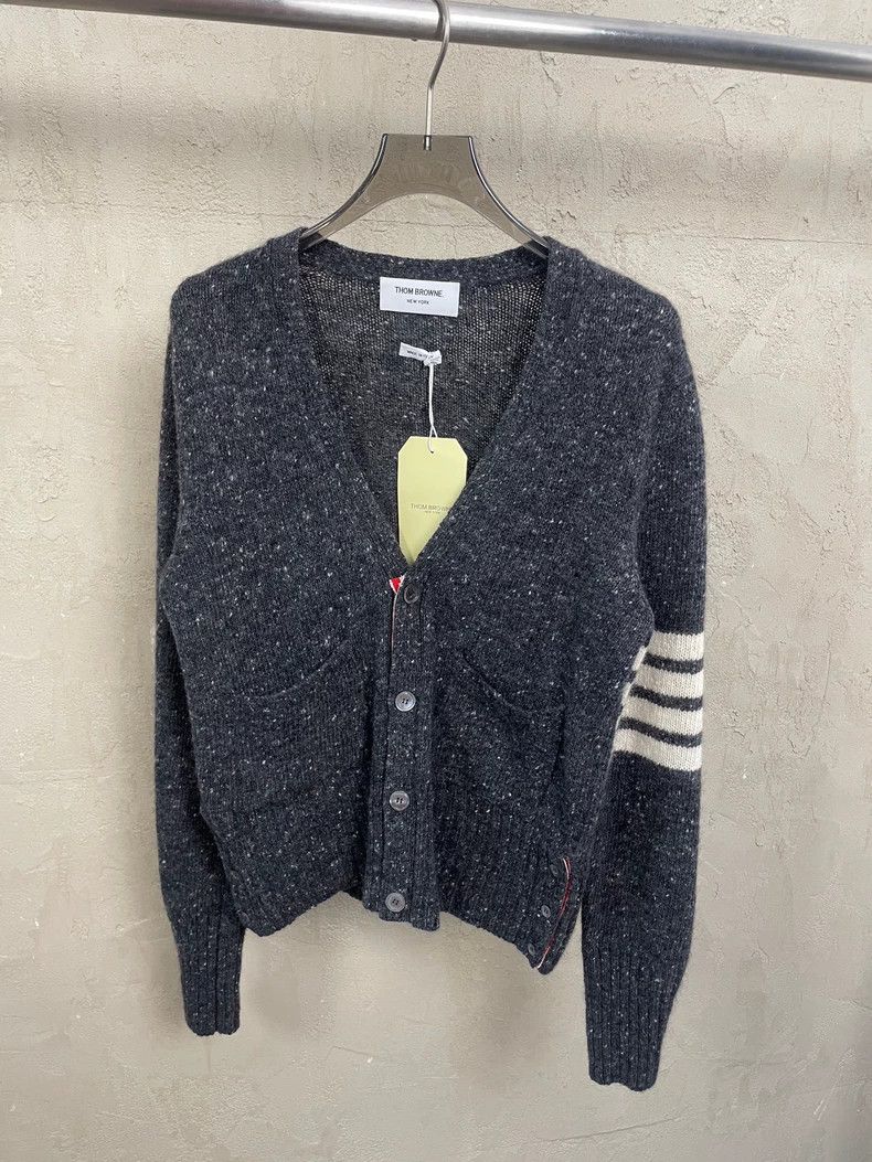 Thom Browne Thom Browne size0 Dark grey snowflake wool mare hair sweate Size US XS / EU 42 / 0 - 4 Thumbnail