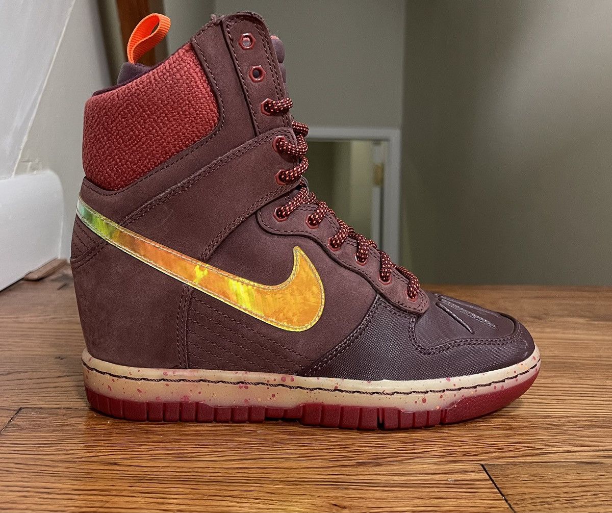 image of Wmns Nike Dunk Sky Hi Sneakerboot Deep Burgundy 5.5, Women's