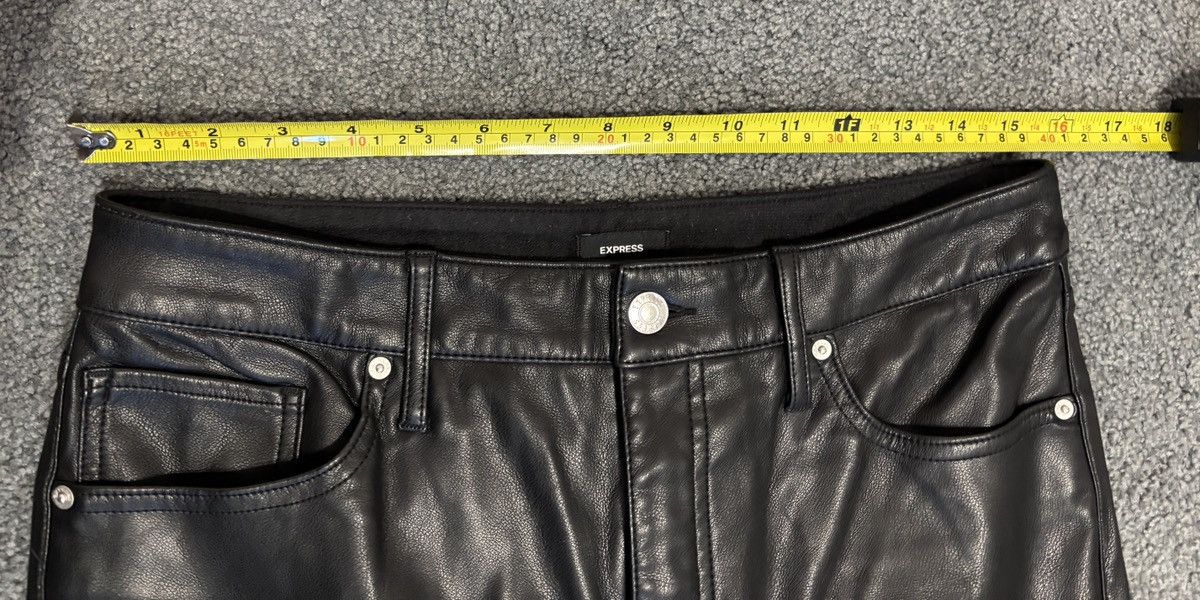 Express Express 90s slim Super High Rise Faux Leather Pants - sz 10R Size 32" / US 10 / IT 46 - 10 Thumbnail
