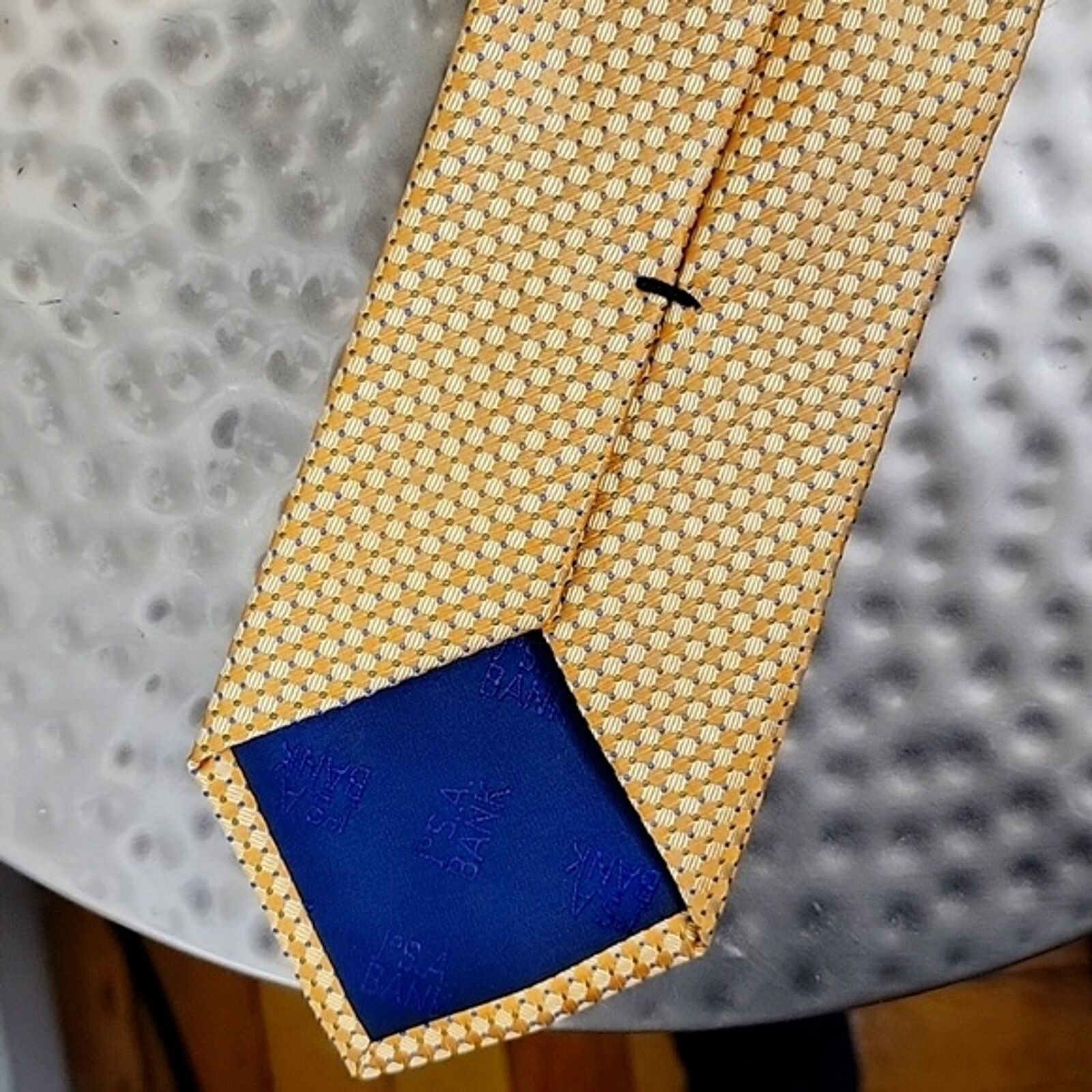 Jos. A. Bank Jos A. Bank Yellow Gold Silk Neck Tie size 3.5" Geometric Size ONE SIZE - 7 Thumbnail