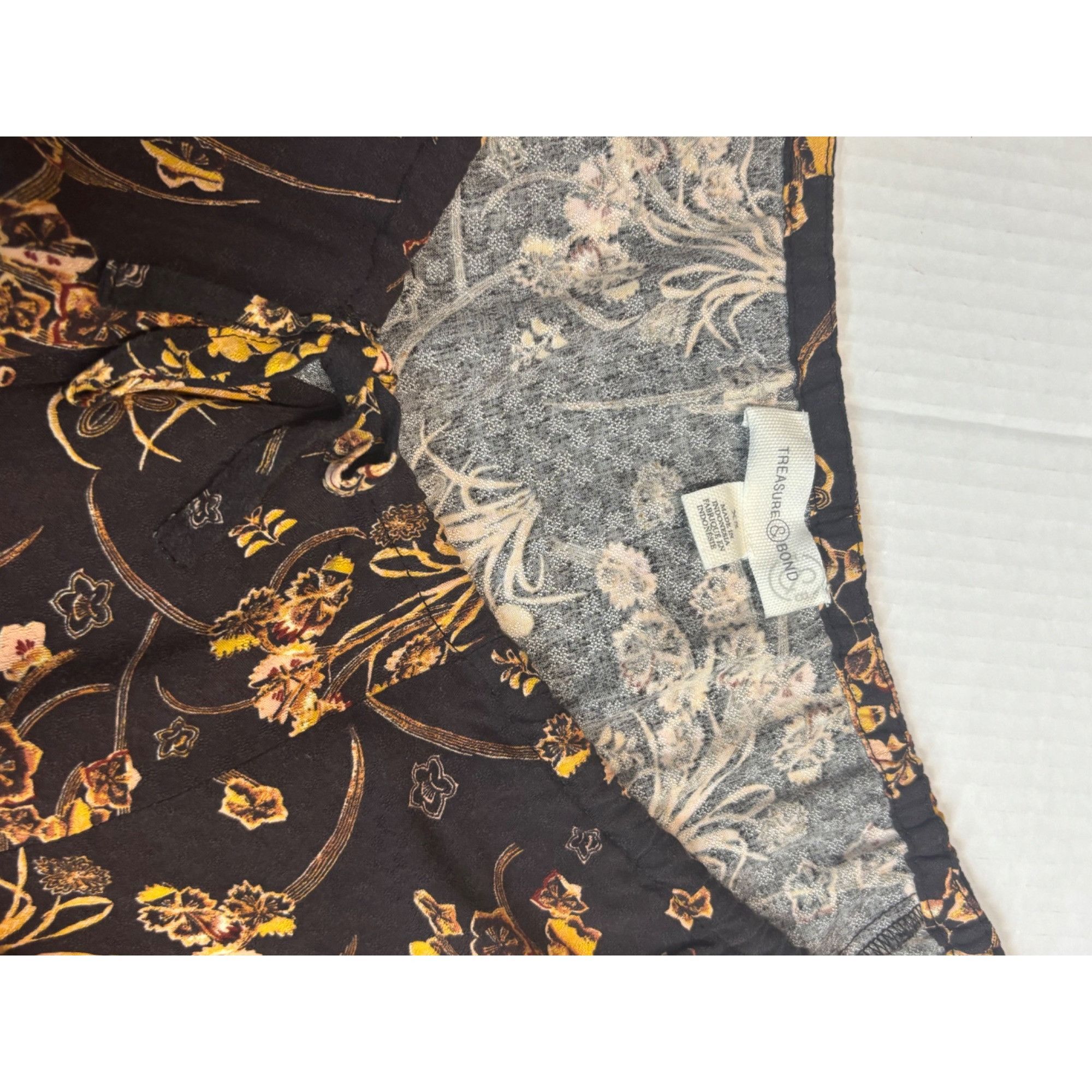 Treasure & Bond Treasure & Bond Women’s Elbow Sleeve Printed Peasant Top, Br Size XS / US 0-2 / IT 36-38 - 7 Thumbnail