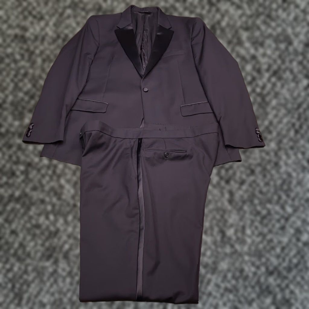 Jos. A. Bank Jos. A. Bank Tuxedo Travelers Suit 46 Long Black Wool 41x32 Pants 2 Piece Formal Size 46R - 1 Thumbnail