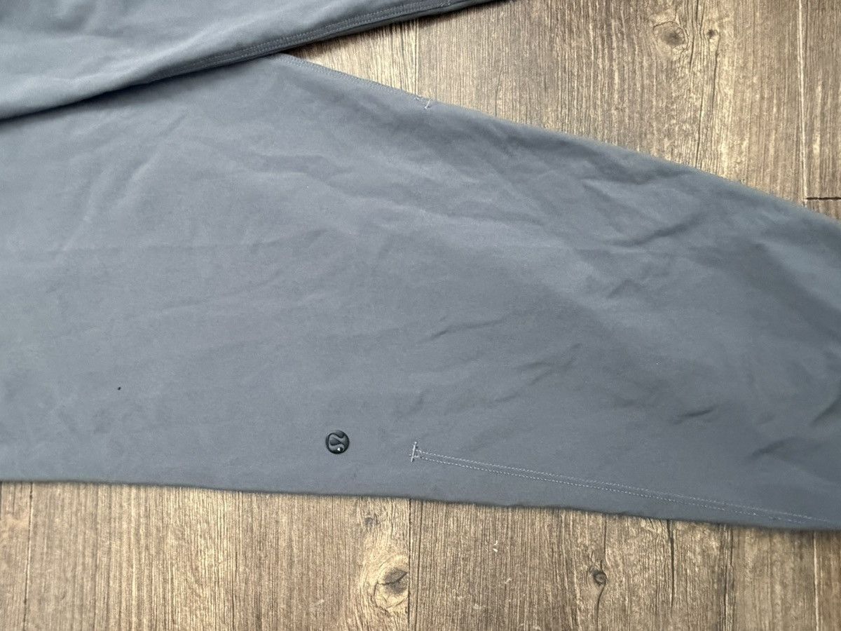 Lululemon Lululemon Men’s Grey Athletic Performance Joggers Large Size US 30 / EU 46 - 4 Thumbnail
