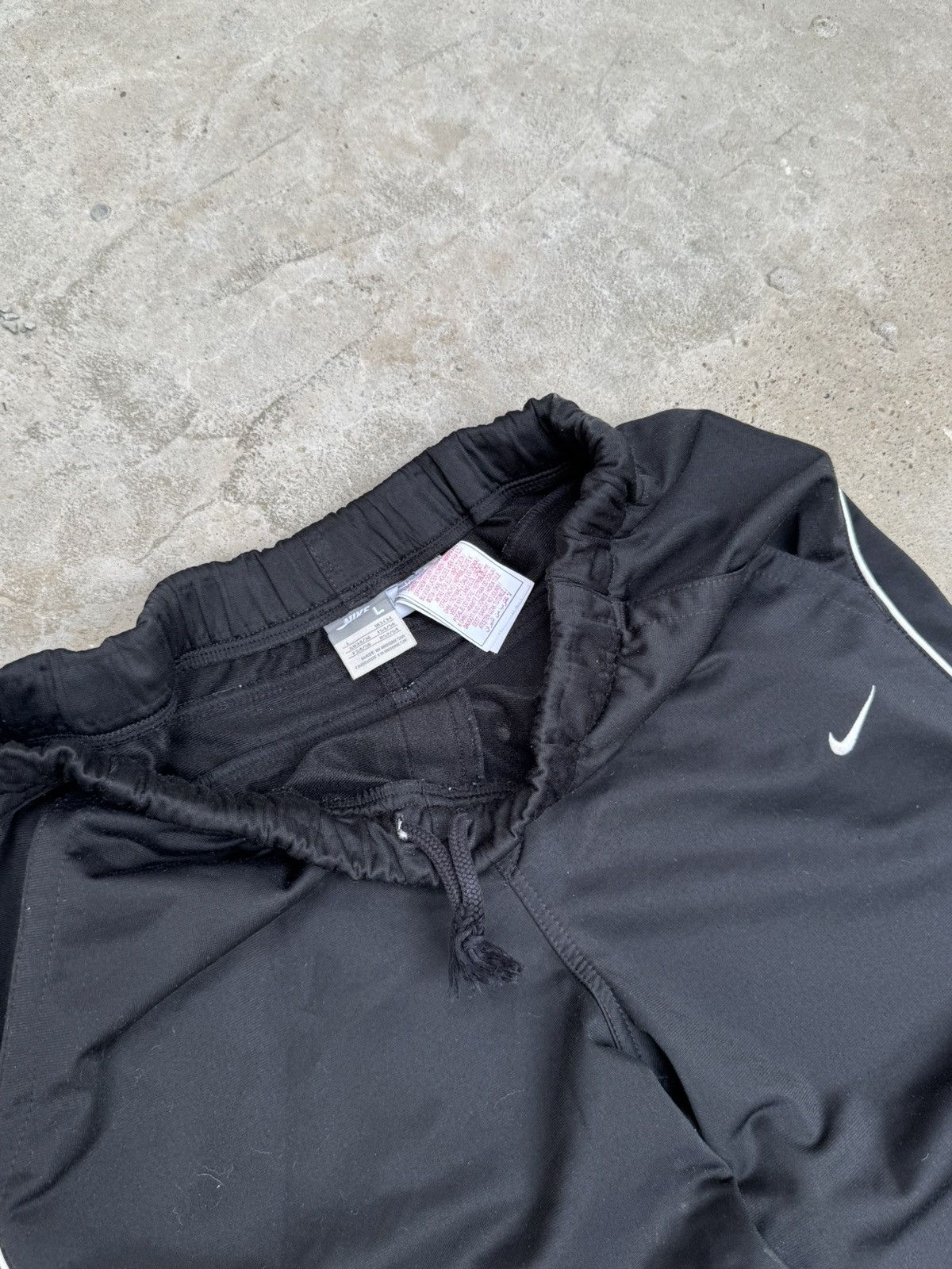 Nike 🥷 VINTAGE NIKE TRACK PANTS BLACK Size US 34 / EU 50 - 9 Thumbnail