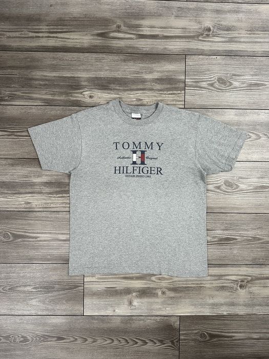 Vintage tommy best sale hilfiger t shirt