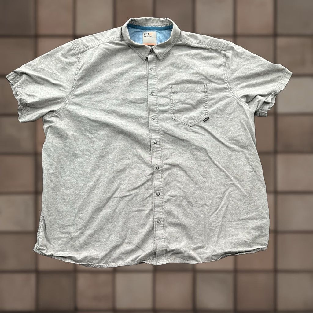 Vintage 5.11 Tactical Shirt Men 2XL Gray Cotton Button-Up Short Sleeve Outdoor Casual Pockets Global Outdoor Authority Mens Regular Size US XXL / EU 58 / 5 - 1 Thumbnail