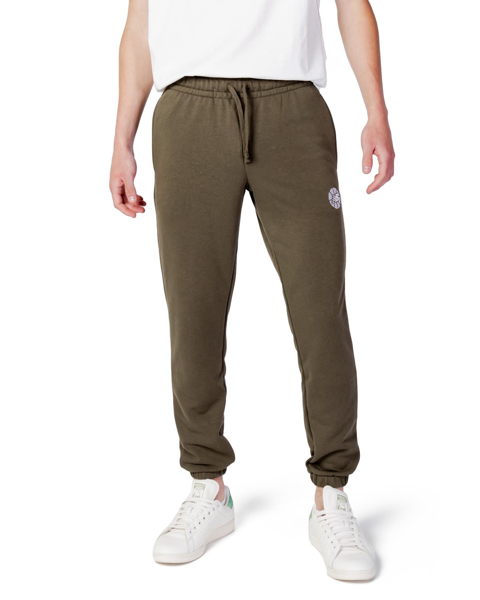 Image of New Balance Laced Cotton Trousers With Front And Back Pockets in Green, Men's (Size 38)