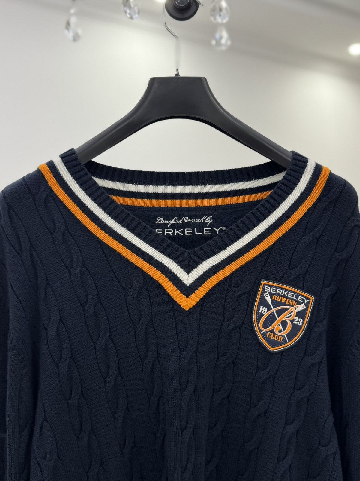Vintage Berckeley Cable Knit V Neck Cricket Sweater Size US L / EU 52-54 / 3 - 3 Thumbnail