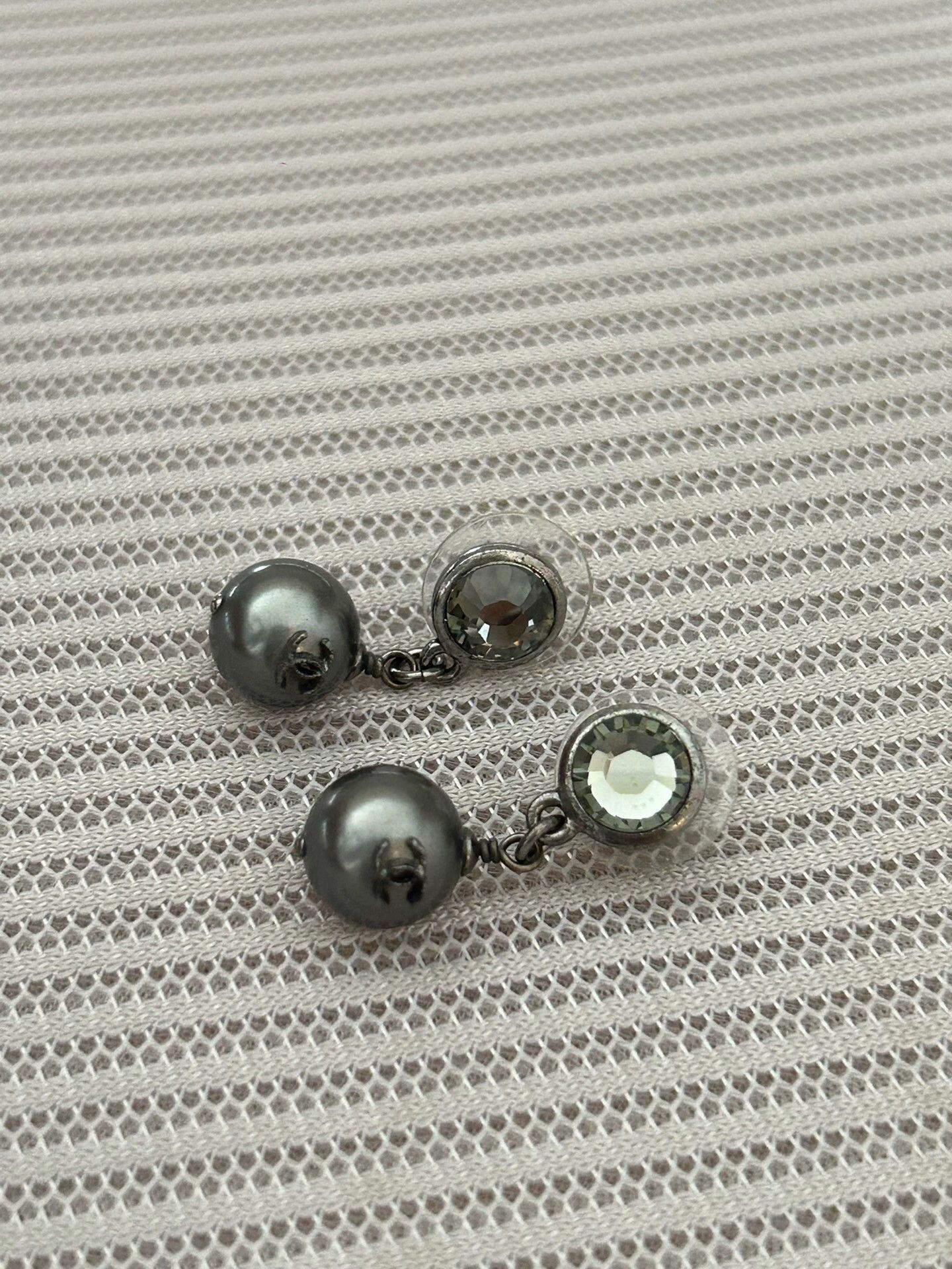 Chanel Chanel Vintage Double-Sided Silver Logo Earrings (Mint) Size ONE SIZE - 1 Thumbnail