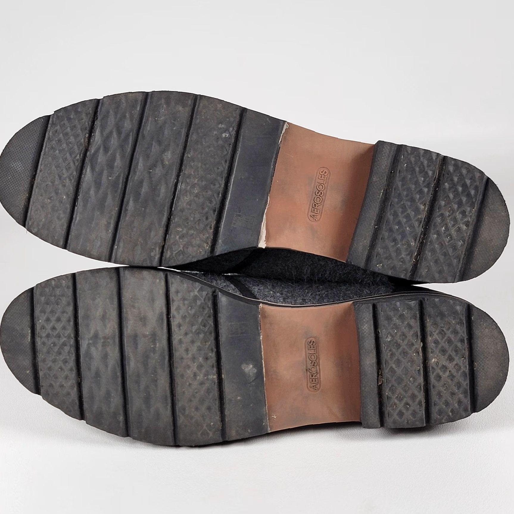 Vintage Aerosoles Women's Pen Name Kiltie Loafer Black & Grey Tasseled Slip On Flat Size US 10 / IT 40 - 7 Thumbnail