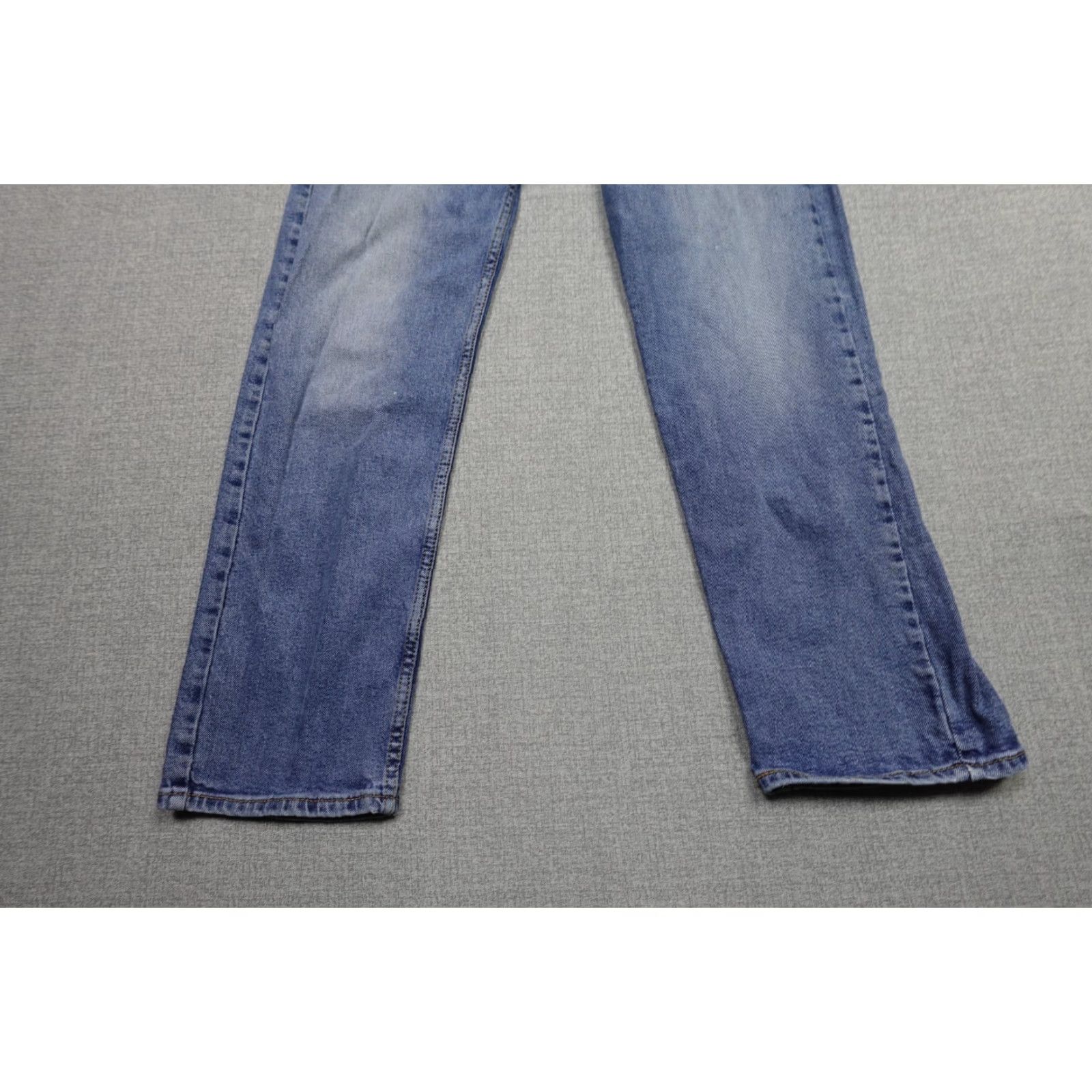 Levi's Levi's 505 Jeans Mens 36x30 Blue Regular Fit Western Cowboy Rancher Light Wash Denim Straight 5-Pocket Comfort Stretch Jeans Mens Size US 36 / EU 52 - 3 Thumbnail