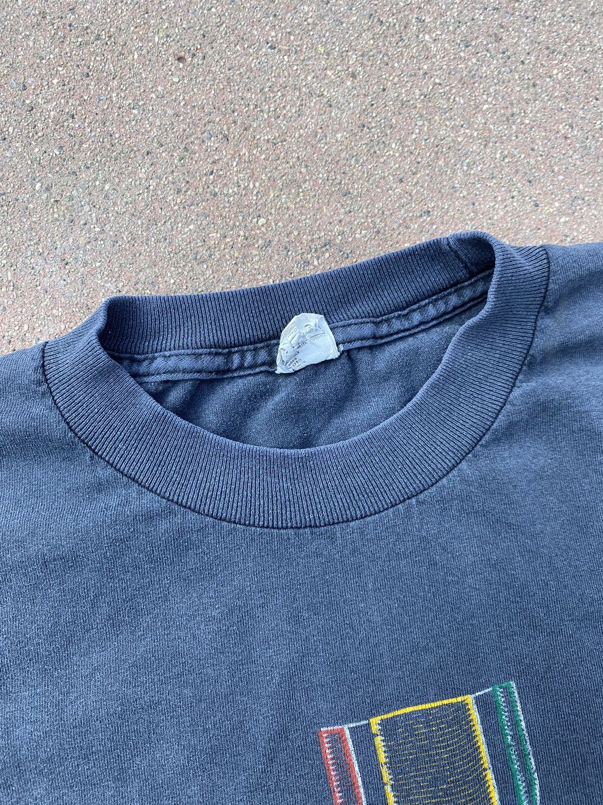 Vintage VINTAGE Rastafarian Lion Medal Tee Size US XL / EU 56 / 4 - 4 Thumbnail