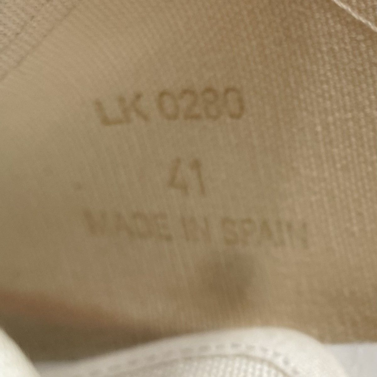 Celine Celine Blank Low Top Sneakers Size US 8 / EU 41 - 9 Thumbnail