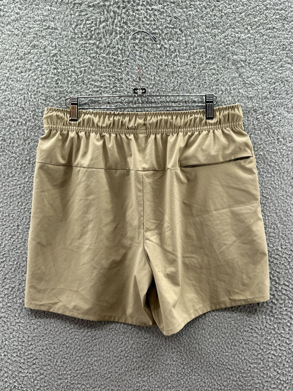 Nike Nike Unlimited Unlined Versatile 5" Khaki Shorts DV9336 247 Size US 34 / EU 50 - 2 Thumbnail