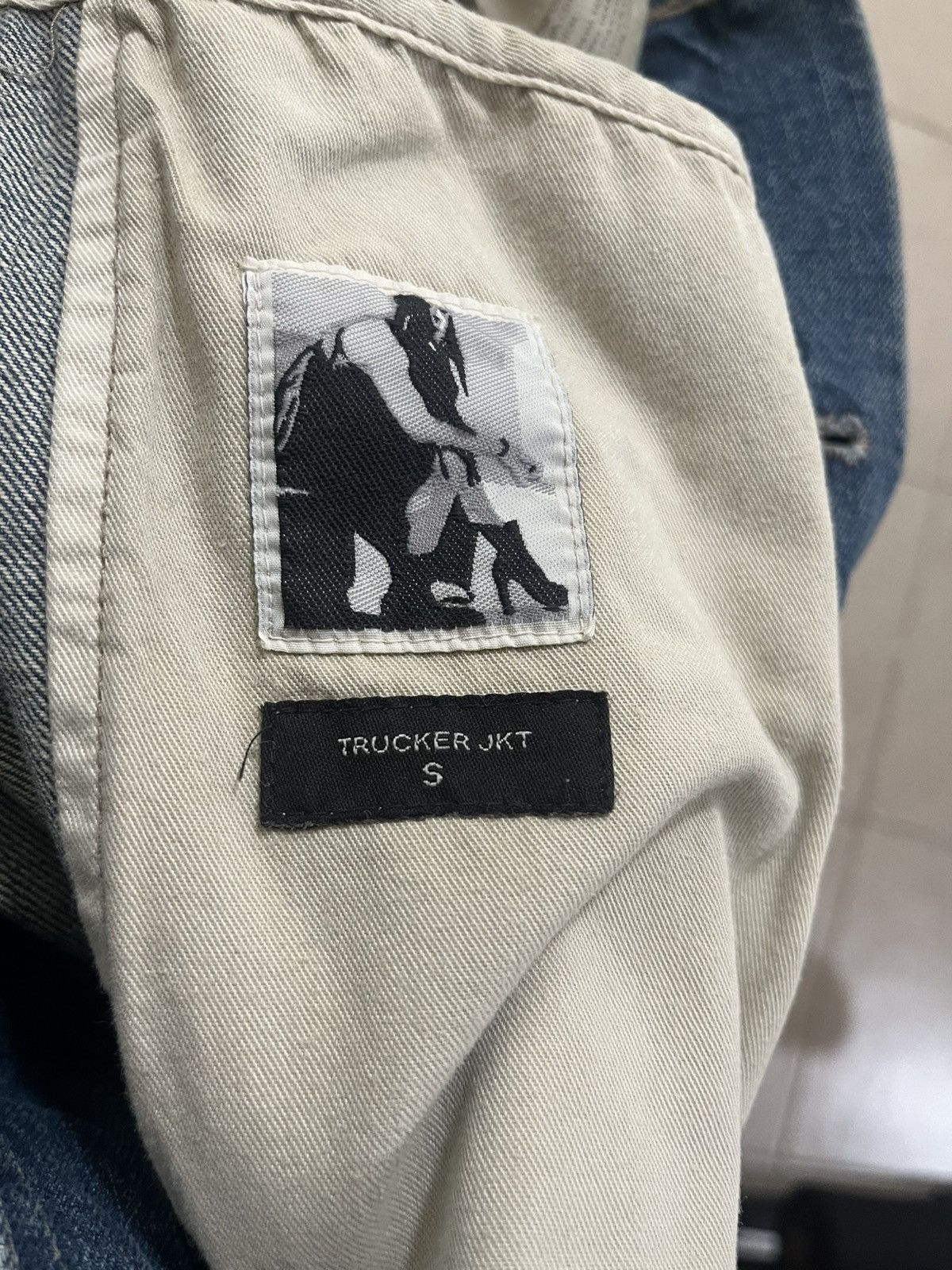 Rick Owens Drkshdw Rick Owens Trucker Denim Jacket Sz S Size US S / EU 44-46 / 1 - 11 Thumbnail