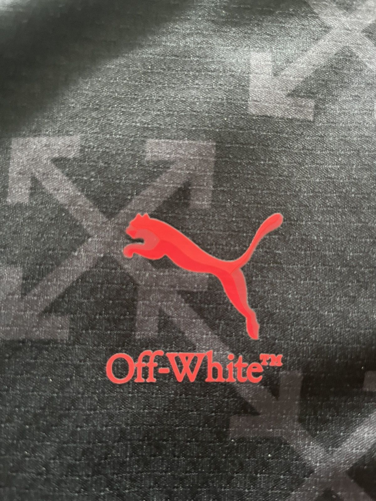 Off-White × Puma Prematch Puma Off white Ac milan Size US M / EU 48-50 / 2 - 5 Thumbnail