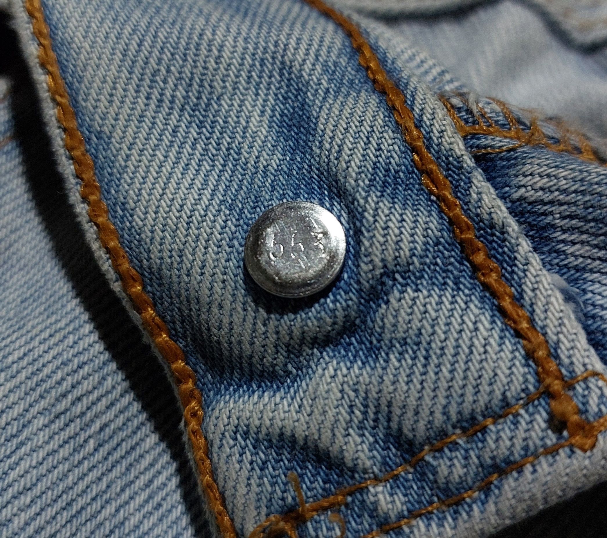 Levi's Vintage Levi's 501 USA Distressed denim Size US 27 - 10 Thumbnail
