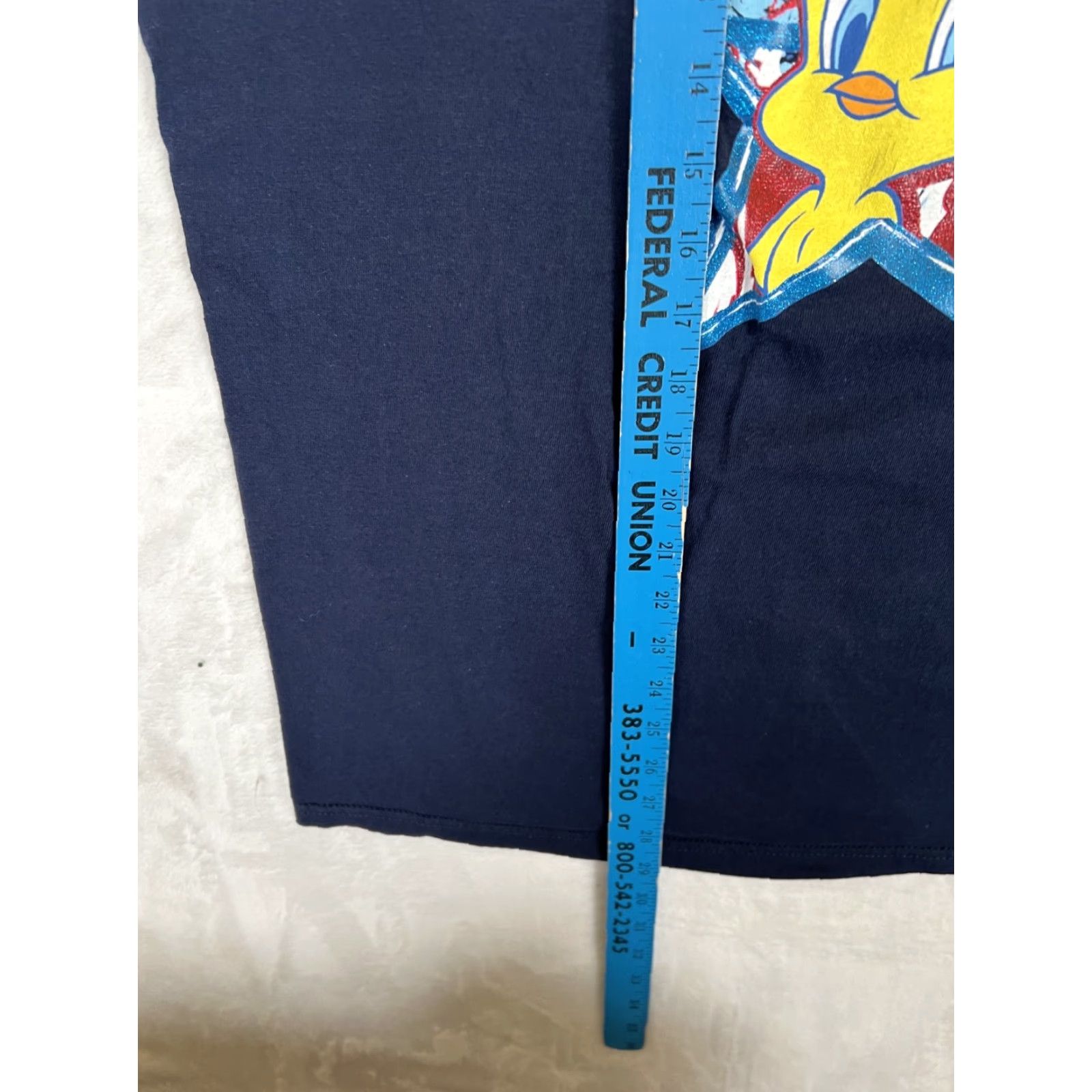 Vintage VINTAGE Tweety Bird American Chick Graphic T-Shirt XL Men USA Made Short Sleeve Crew Neck Blue Cotton 90s Cartoon Looney Tunes USA Size US XL / EU 56 / 4 - 5 Thumbnail