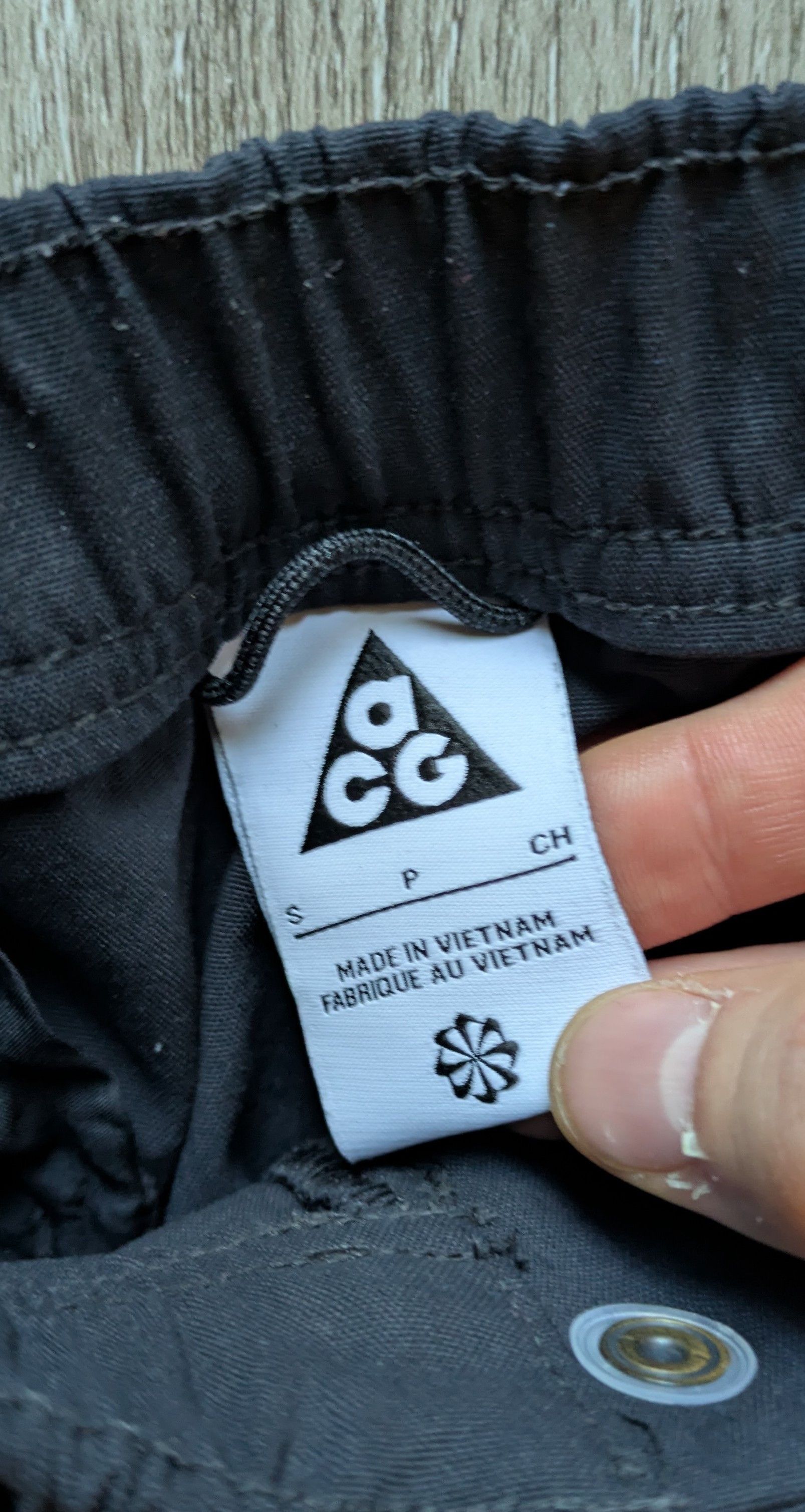 Nike nike acg sportswear cargo shorts Size US 32 / EU 48 - 2 Thumbnail