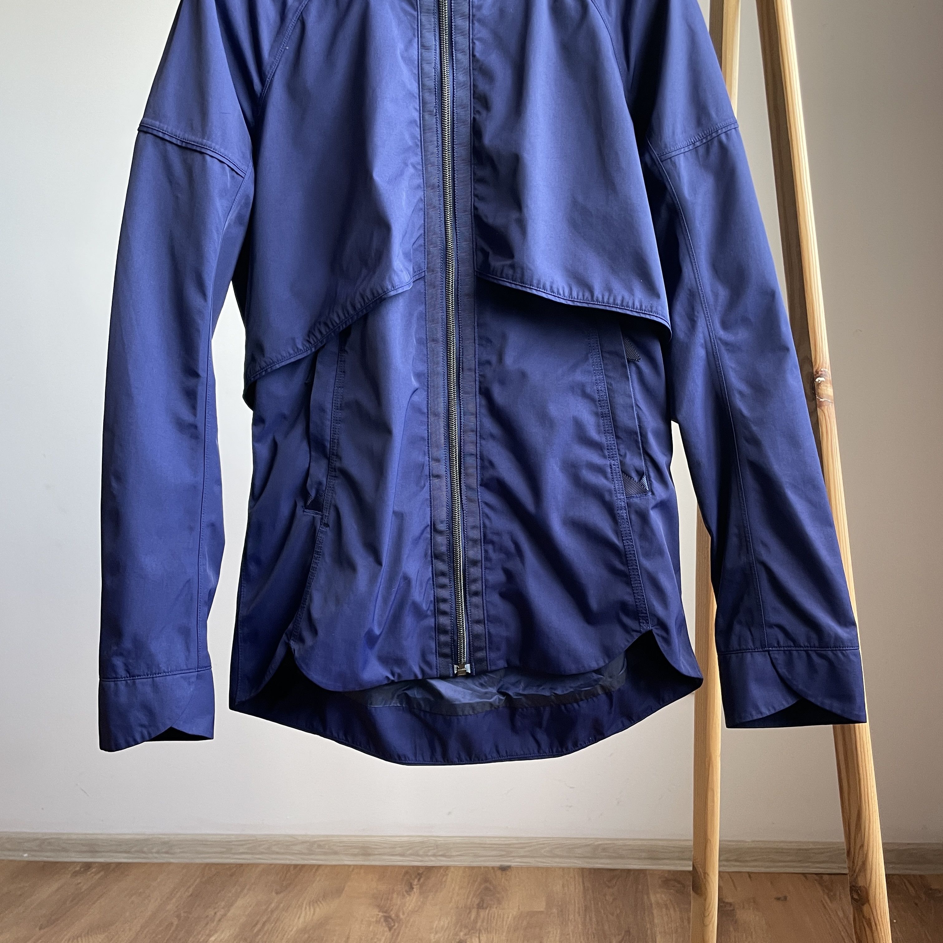 Lululemon Lululemon Womens Fo Drizzle Jacket Size M Size M / US 6-8 / IT 42-44 - 6 Thumbnail