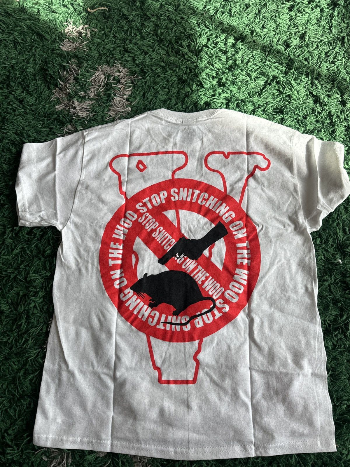 image of Vlone Stop Snitchin On The Woo White Red Medium Shirt, Men's