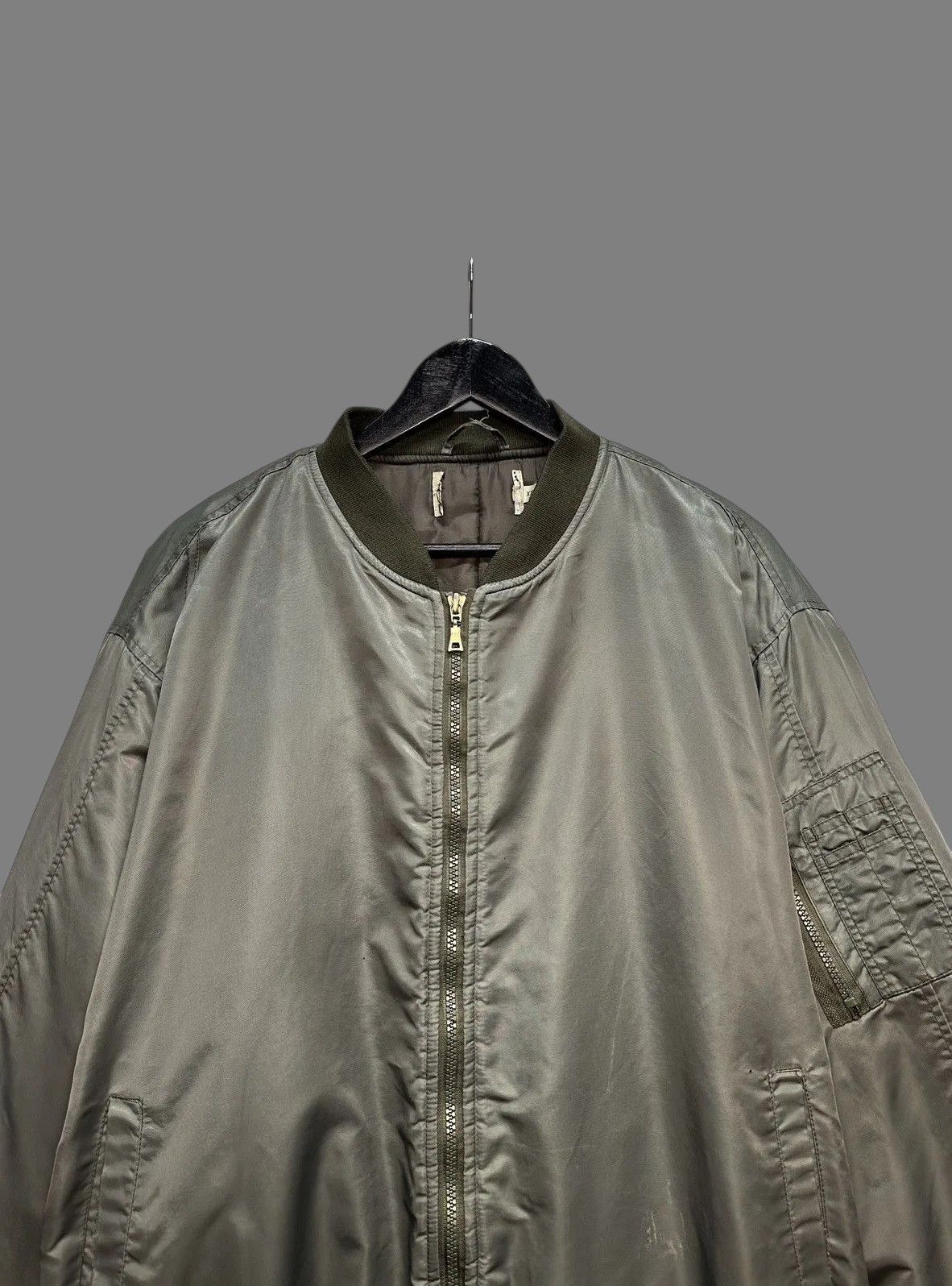 Le Grande Bleu (L.G.B.) MA1 CROPPED Military Green JACKET Oversized Bomber Vintage Size US XXL / EU 58 / 5 - 3 Thumbnail
