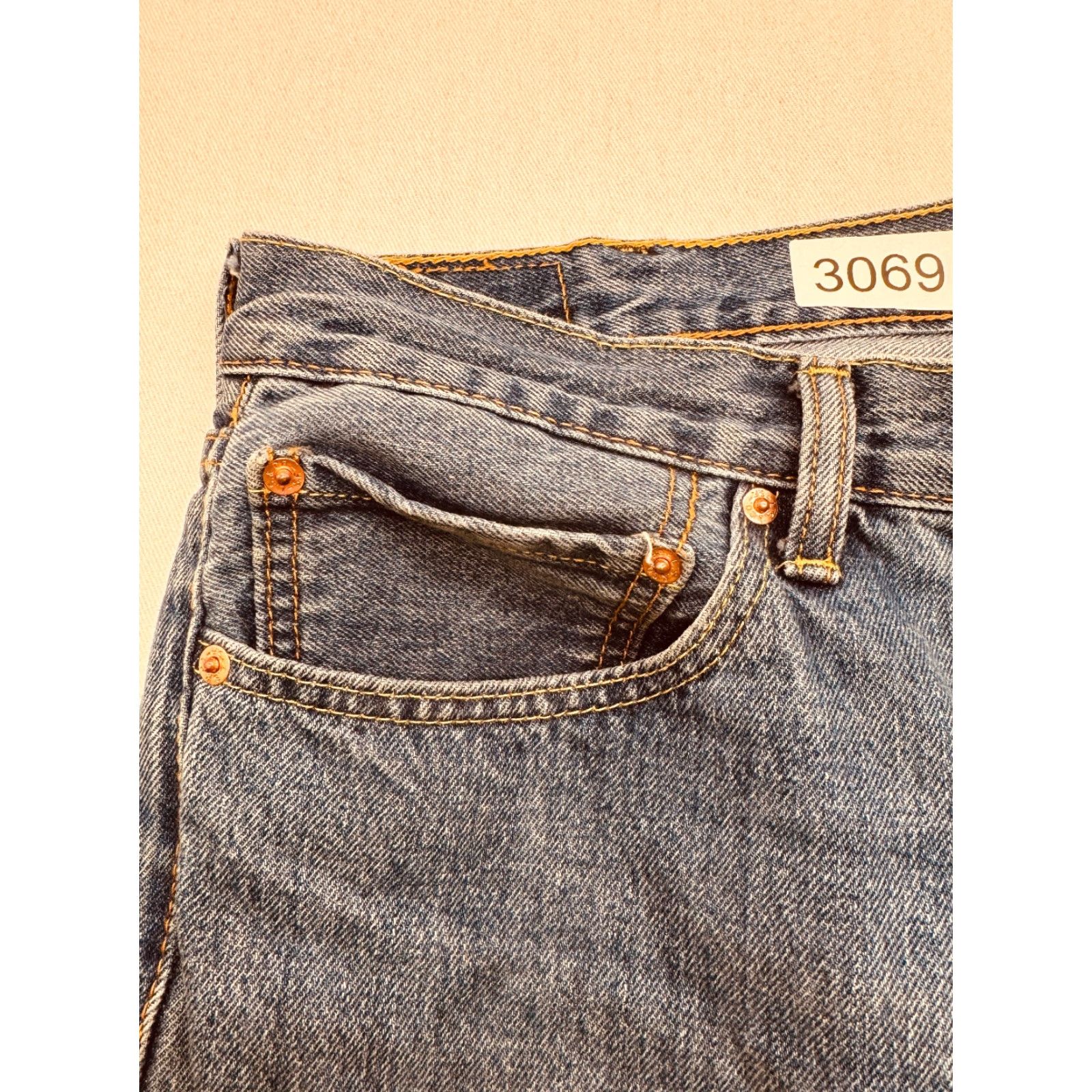 Levi's VINTAGE Levis 505 Jeans Mens Size 38x29 (38x28) Straight Leg Denim Pants 3069 Size US 38 / EU 54 - 4 Thumbnail