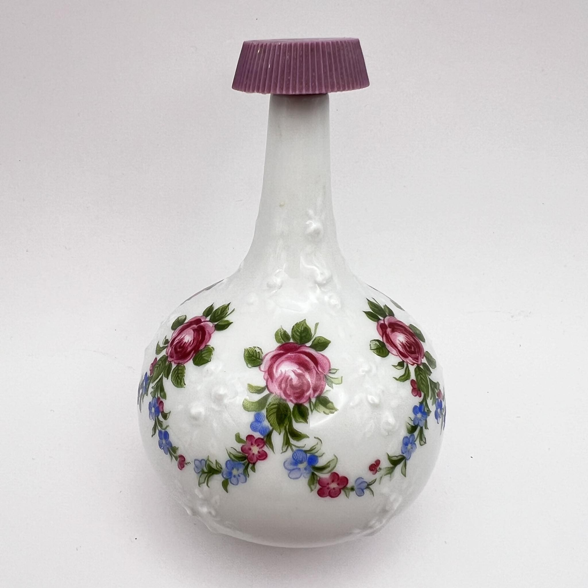 Vintage Antique Wallendorf 1764 Porcelain Perfume Bottle flask Size ONE SIZE - 1 Thumbnail