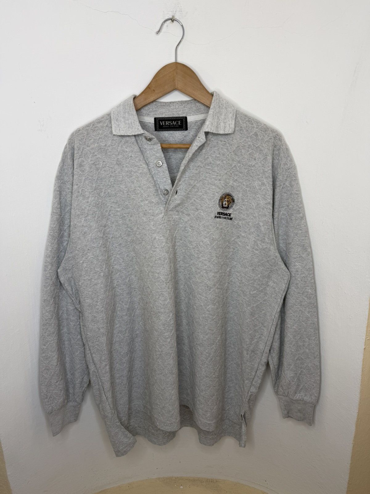 Versace Jeans Couture Vintage 90s Versage Logo Wool Longsleeve Size L Size US L / EU 52-54 / 3 - 1 Thumbnail