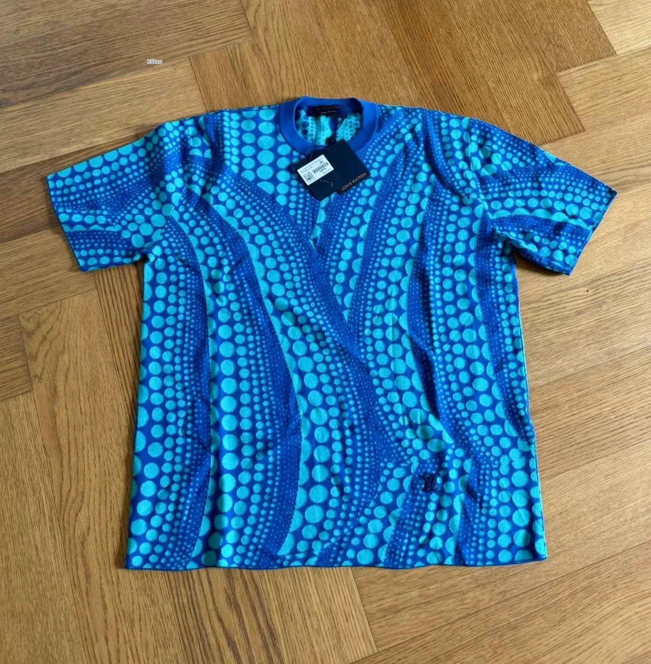 Louis Vuitton Louis Vuitton Yayoi Kusama Polka Dot Tee Size US XL / EU 56 / 4 - 1 Thumbnail