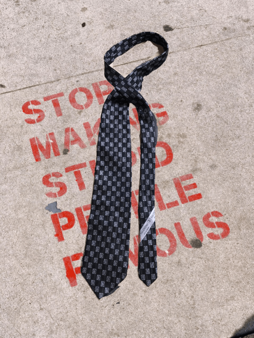 Valentino Valentino Cravatte Geometric Pattern Silk Tie Size ONE SIZE - 1 Thumbnail