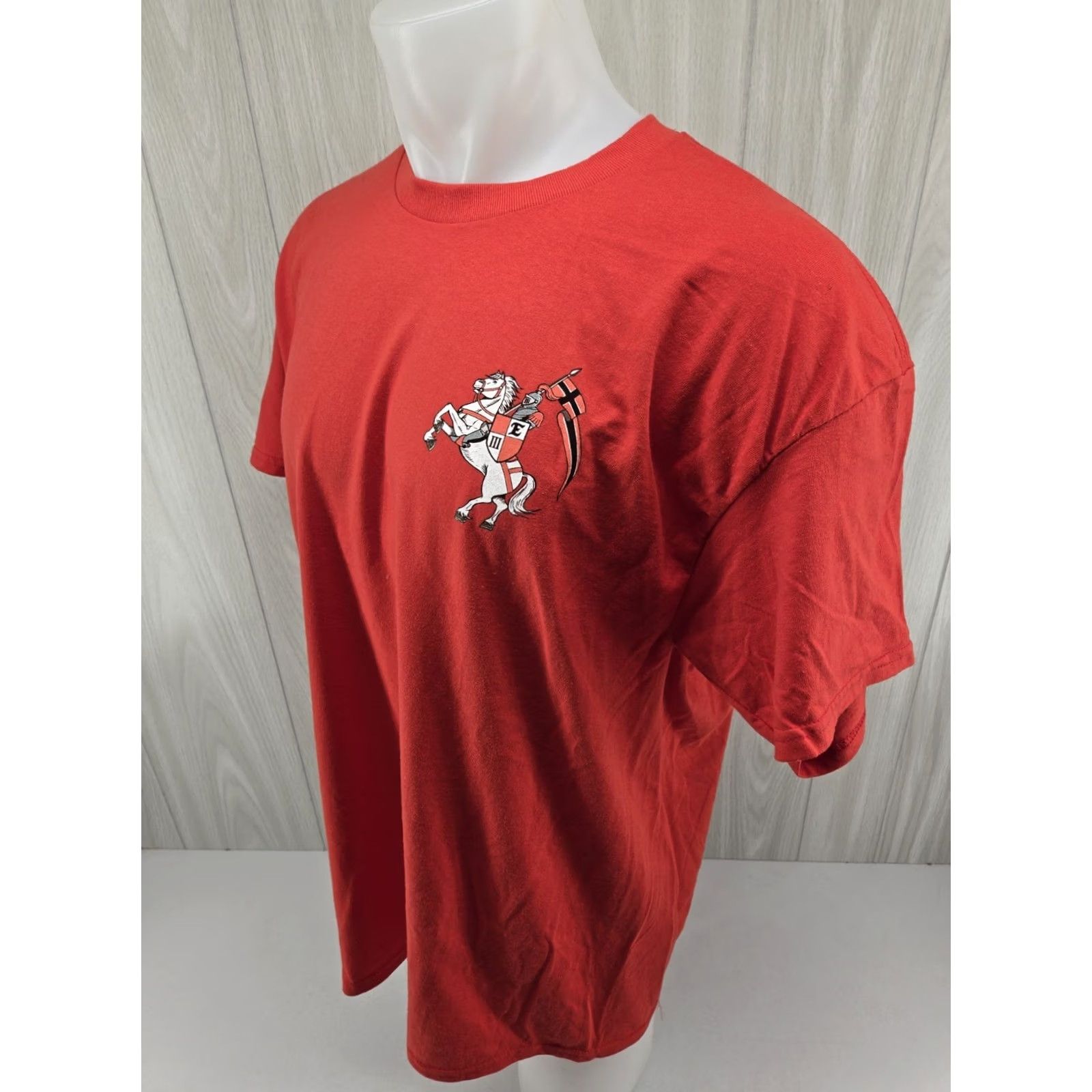 Gildan SPOT Red Knights Graphic T Shirt Mens XL VT-3 Knight Armor Graphic Tee Brand Gildan Shirt Mens XL Red Knights Graphic Tee Size US XL / EU 56 / 4 - 5 Thumbnail