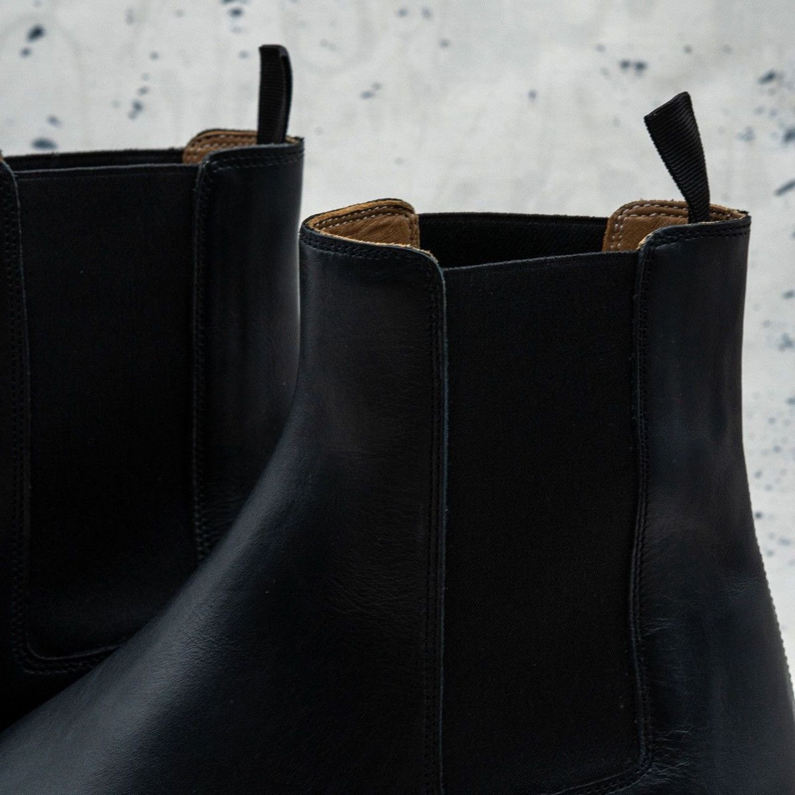 Sandro Sandro paris classic mens black leather chelsea boots Size US 11 / EU 44 - 9 Thumbnail
