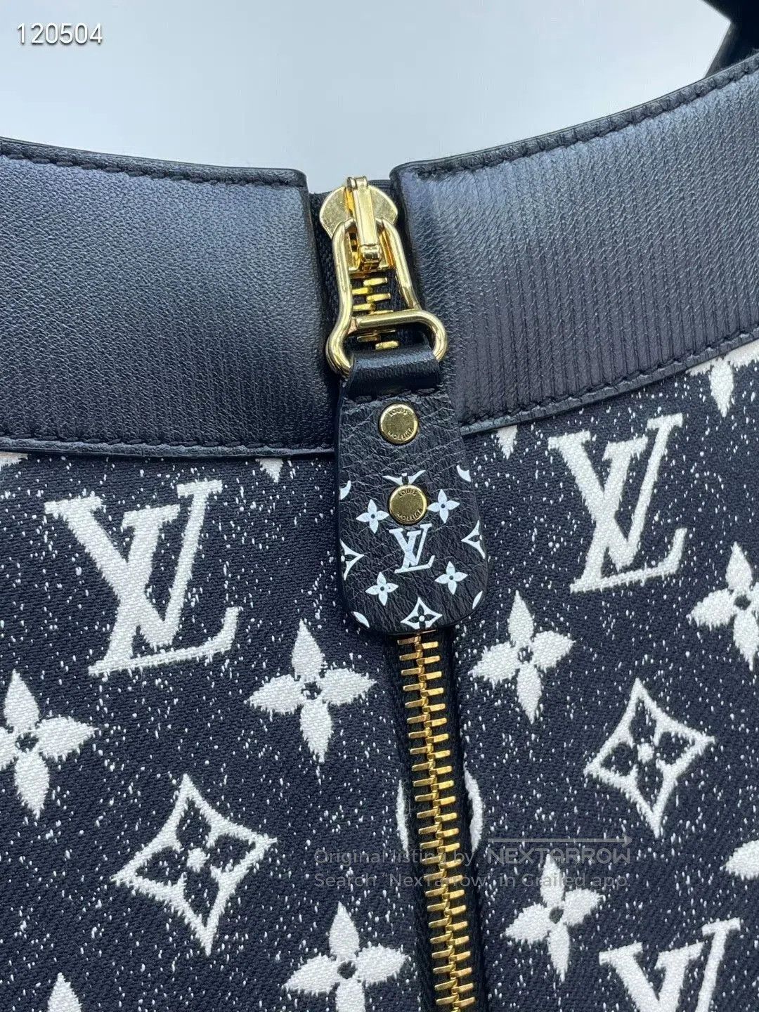 Louis Vuitton LV Monogram Hollow. Size XS / US 0-2 / IT 36-38 - 3 Thumbnail