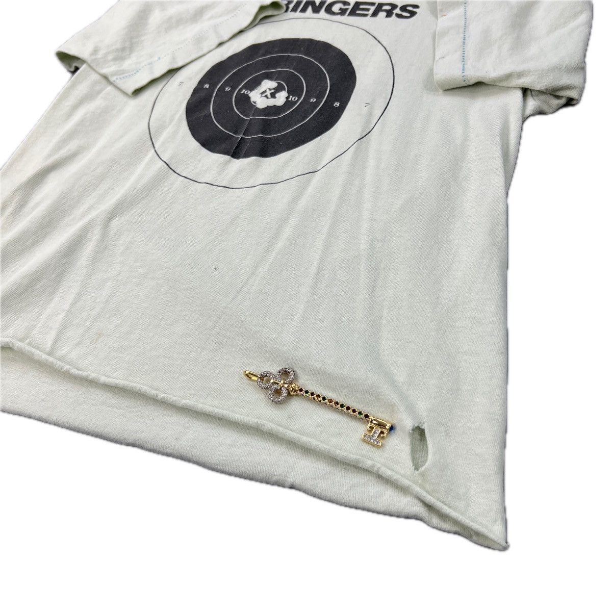 Vintage Rare 1980s FOTL vintage gun X RINGERS Bullseye Graphic Tee 🔫 Size US S / EU 44-46 / 1 - 4 Thumbnail
