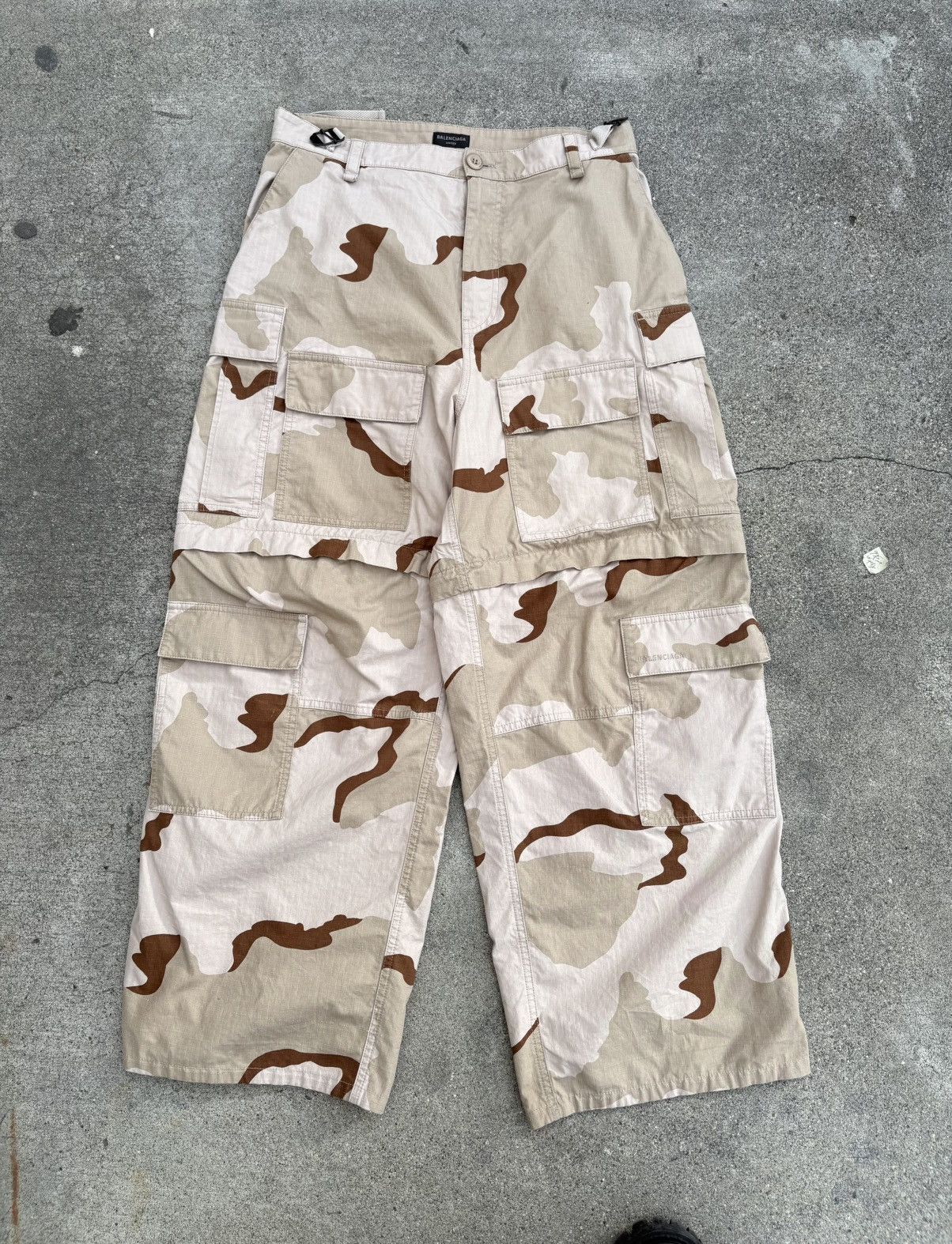 Balenciaga Balenciaga Large Cargos Size US 32 / EU 48 - 1 Thumbnail