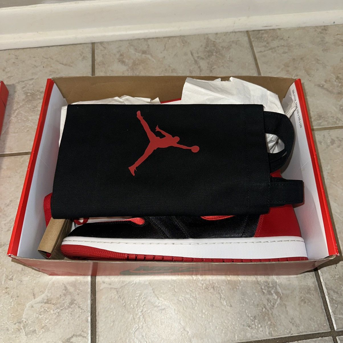 Jordan Brand Jordan 1 Retro High OG Satin Bread Size US 10.5 / EU 43-44 - 11 Thumbnail