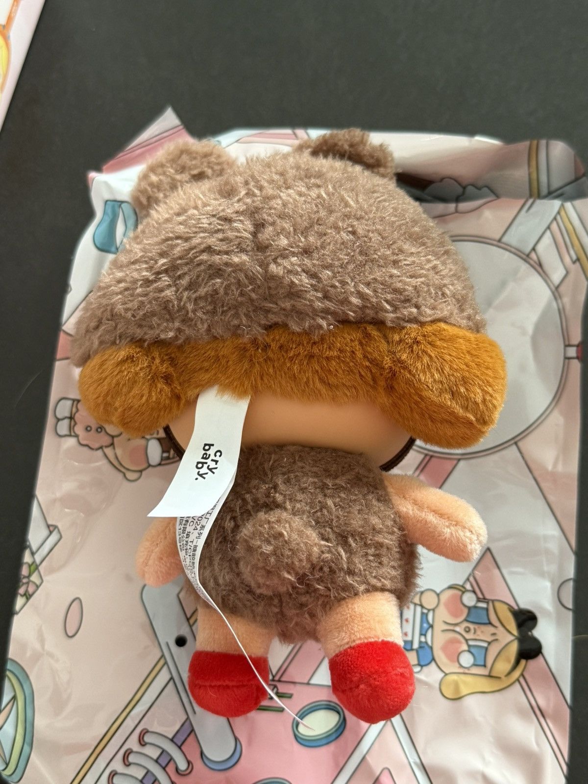 Medicom Toy Pop Mart Crybaby Love Series Love Make Us Cry Face Plush Size ONE SIZE - 3 Thumbnail