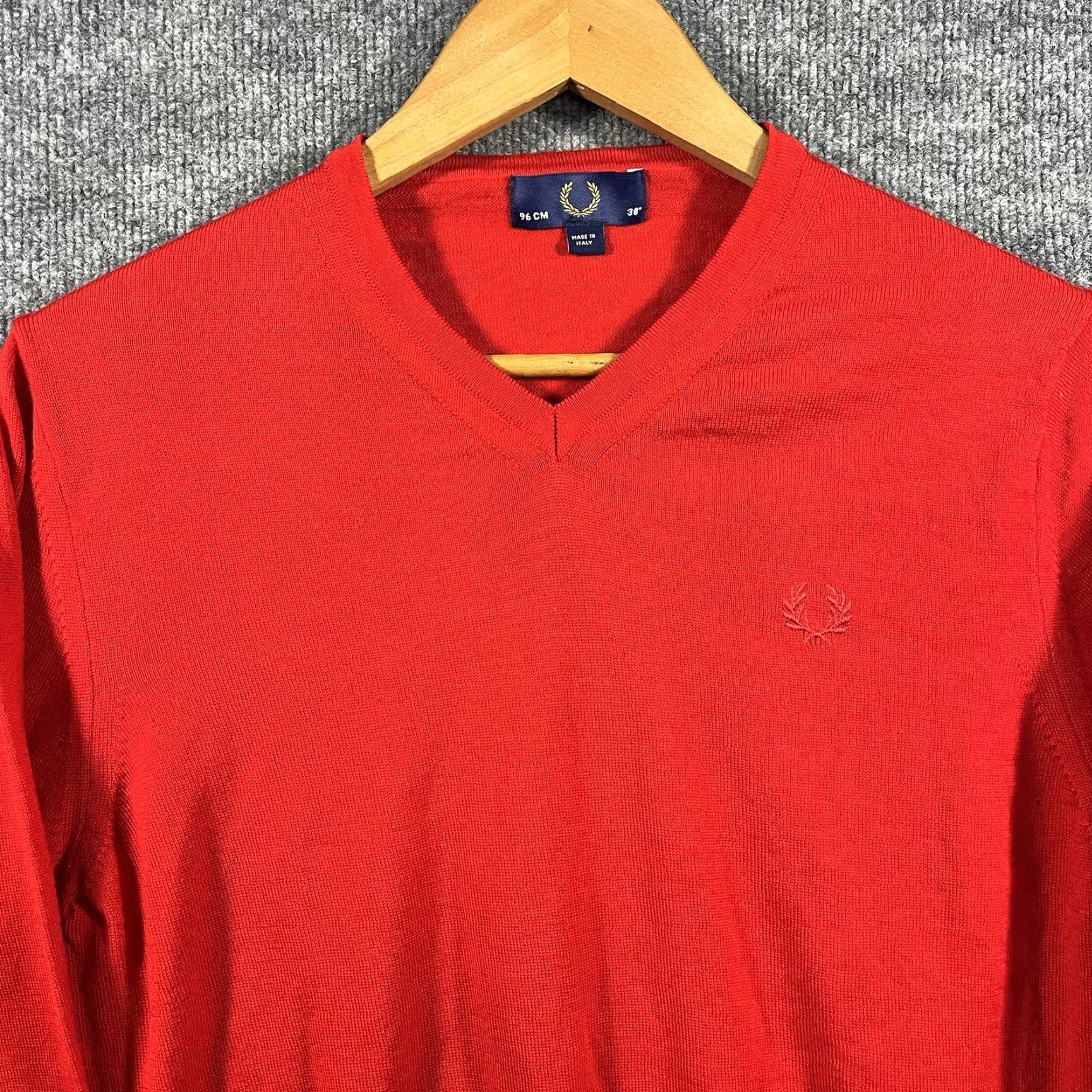 Fred Perry Fred Perry Sweater V-Neck Merino Wool Red Pullover Mens M 38 Made In Italy Size US M / EU 48-50 / 2 - 3 Thumbnail