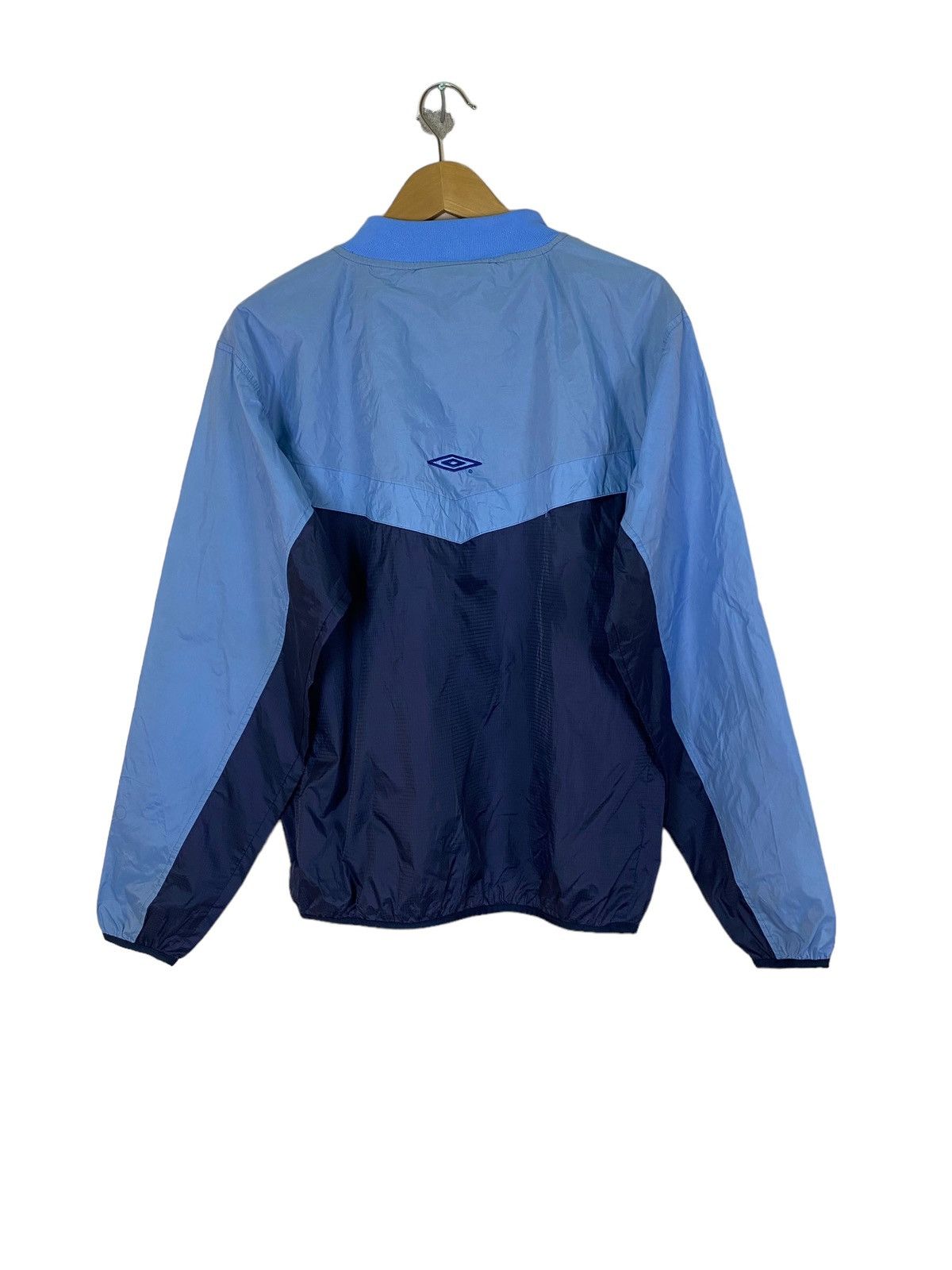 Umbro Early 2000s England Premier Training Jersey by Umbro Size US M / EU 48-50 / 2 - 8 Thumbnail