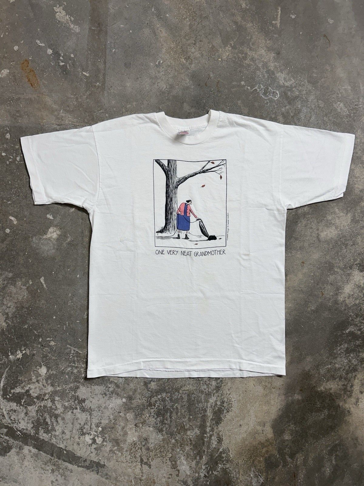 Fruit Of The Loom Vintage 90’s One Very Neat Grandma Art Snafu Design T-Shirt Size US L / EU 52-54 / 3 - 1 Thumbnail